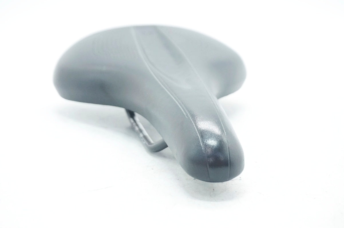 BONTRAGER 「ボントレガー」 サドル / 大阪門真店