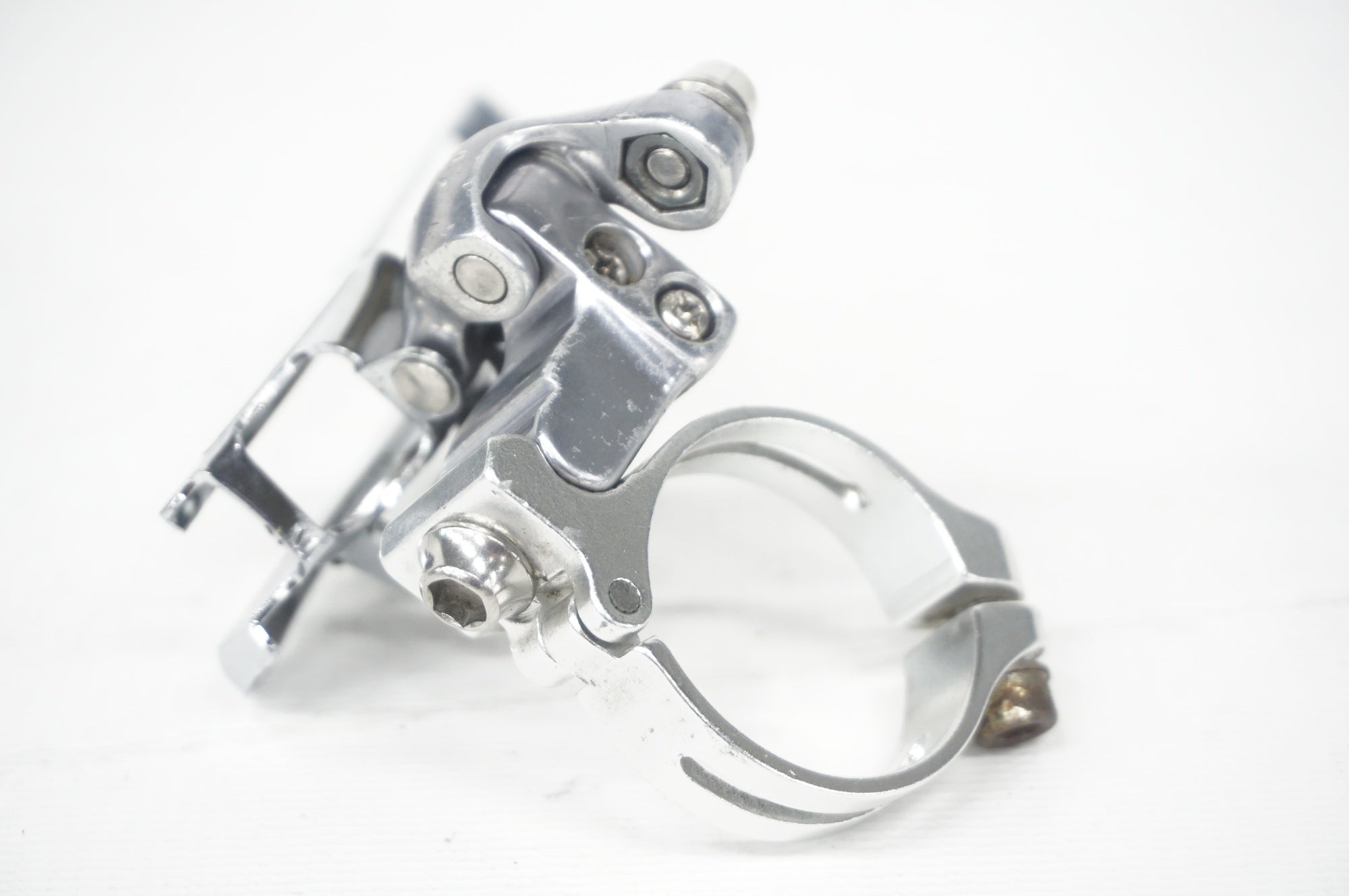 SHIMANO 「シマノ」 105 FD-5600 フロントディレイラー / 阪急塚口店