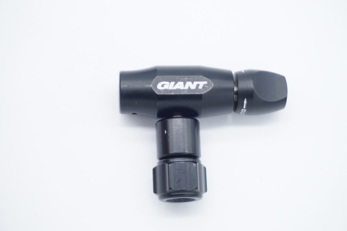 GIANT 「ジャイアント」 CO2ボンベセット / 滋賀大津店