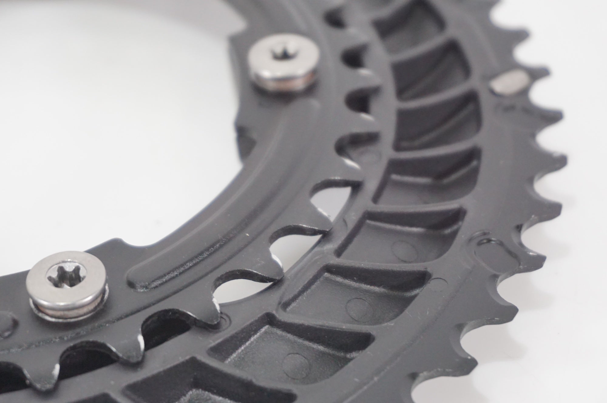 【新品】SHIMANO R7000 105 チェーンリング 50-34T セット SHIMANO 「シマノ」 105 R7000 50-34T チェーンリングセット