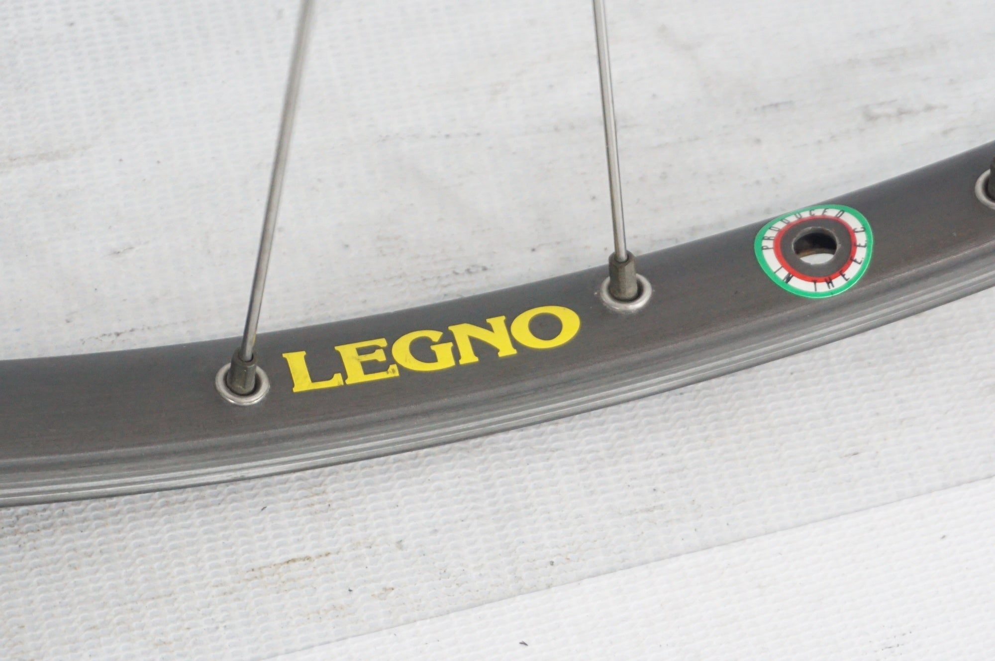 SHIMANO 「シマノ」 600 ハブ AMBROSIO リム TU シマノ8速 ホイール