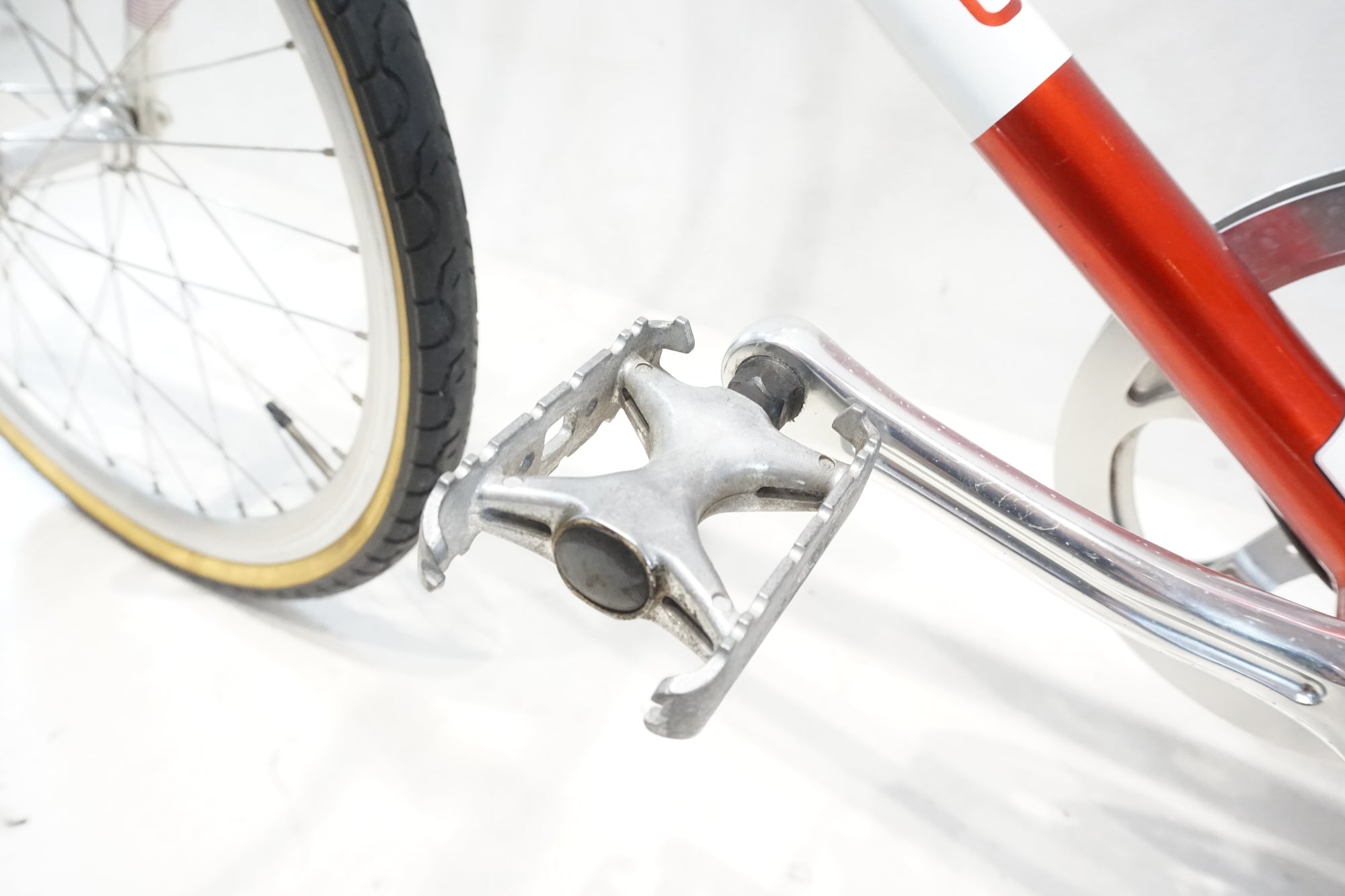 SCHWINN 「シュイン」 GABLE 2019年モデル 20インチ ミニベロ / 横浜