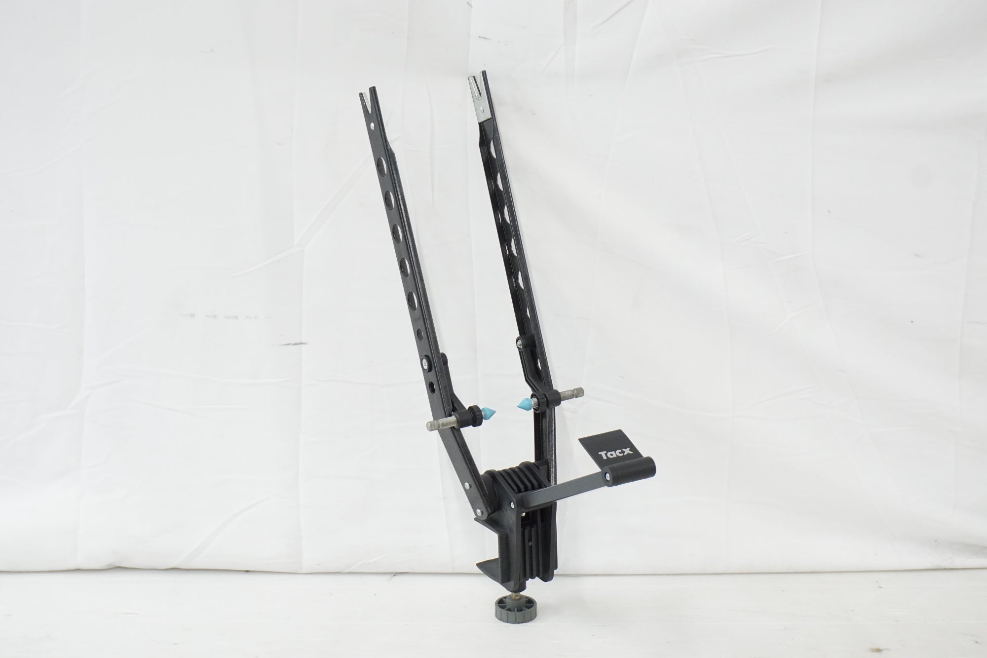TACX 「タックス」 EXACT 振れ取り台 / 奈良店