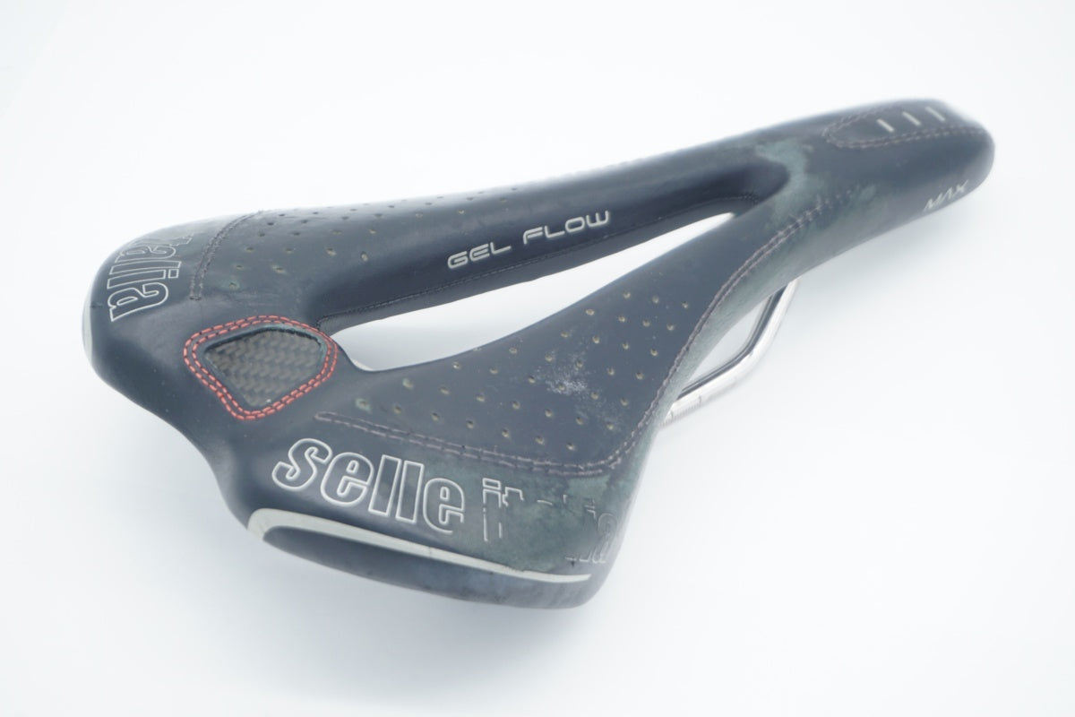 SELLE ITALIA 「セラ イタリア」 MAX GEL FLOW サドル / 京都八幡店
