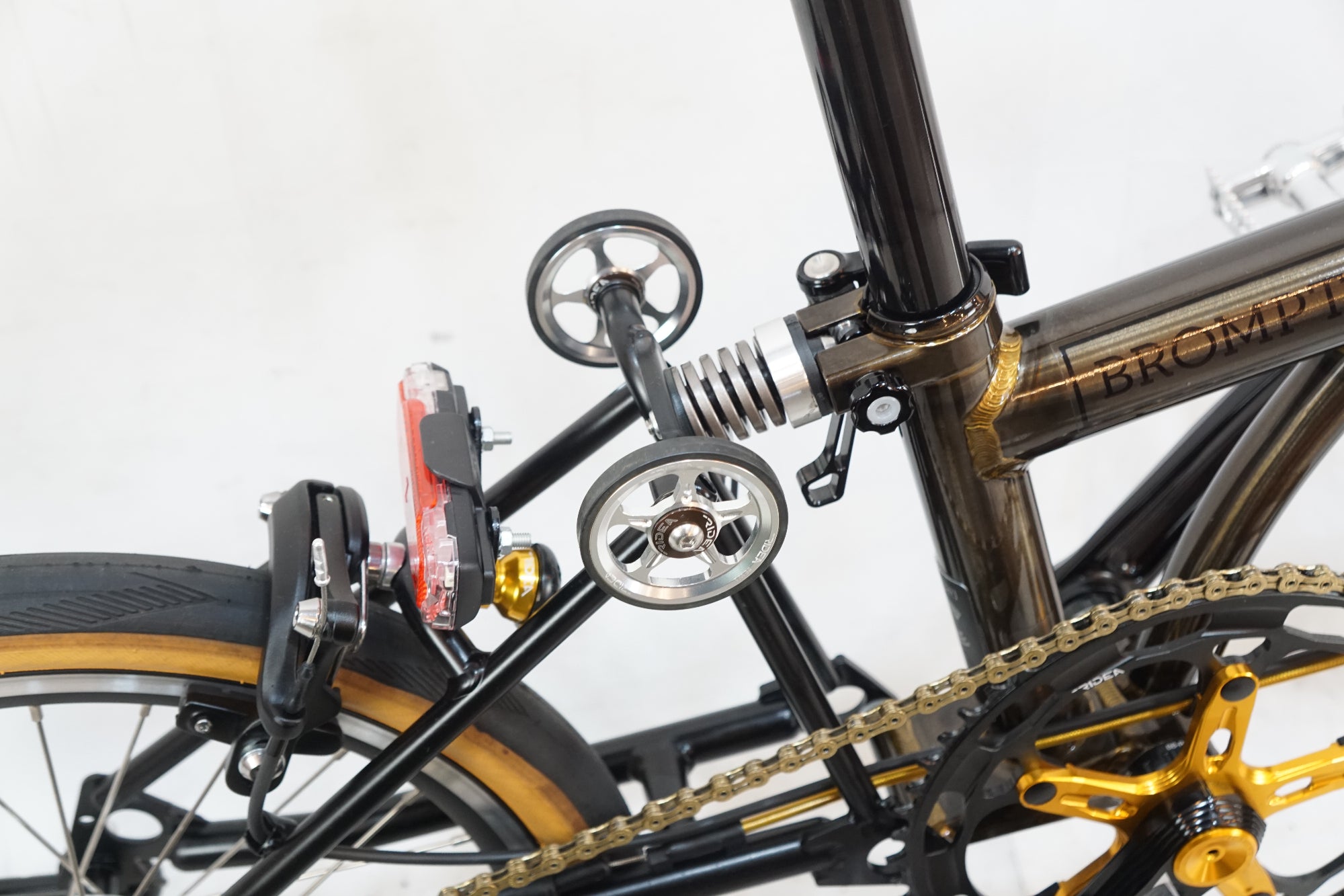 BROMPTON 「ブロンプトン」 C LINE EXPLORE 2023年モデル 16インチ 折り畳み自転車 / バイチャリ浦和ベース