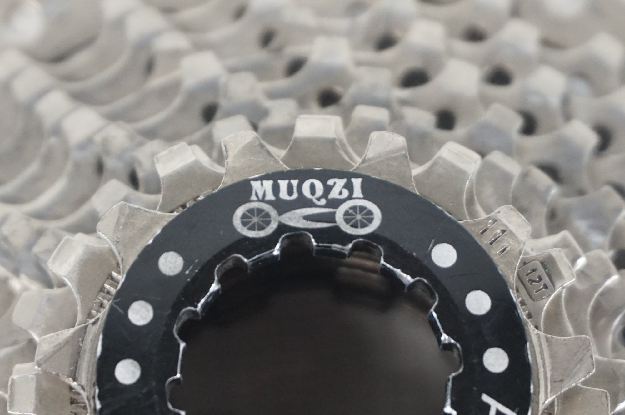 MUQZI 「ムクジ」 11S 11-30T スプロケット / 阪急塚口店