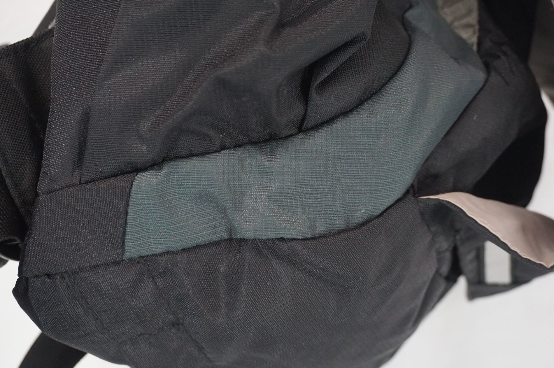 DEUTER 「ドイター」 CROSS BIKE 18 バックパック / 阪急塚口店