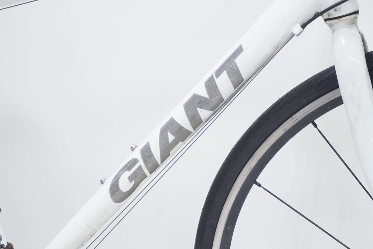 GIANT「ジャイアント」 ESCAPE R3 2015年頃モデル クロスバイク / 京都西院店