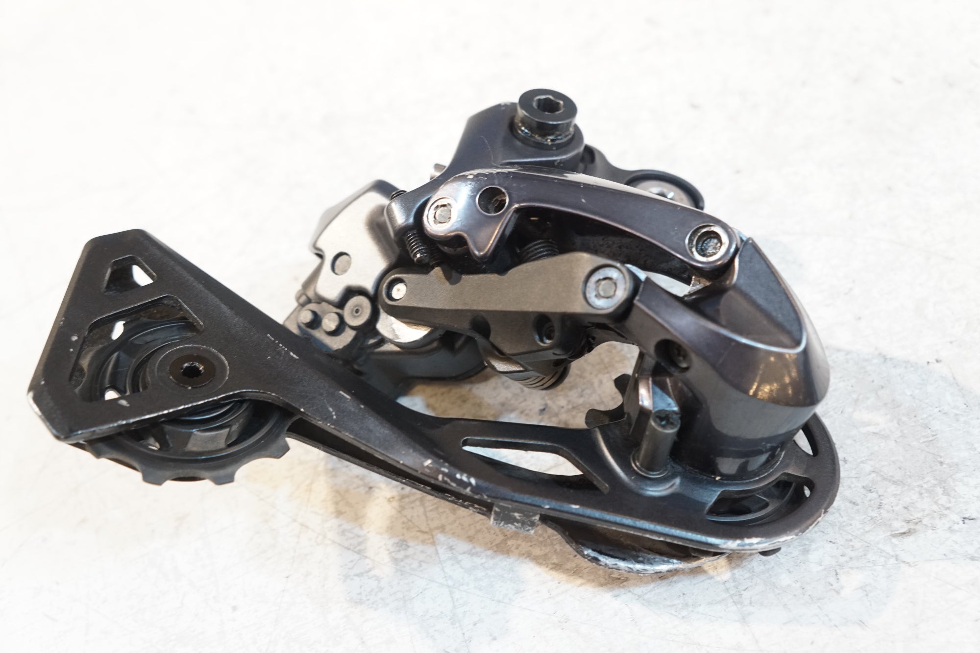 SHIMANO 「シマノ」 ULTEGRA RD-R8050 リアディレイラー / バイチャリ