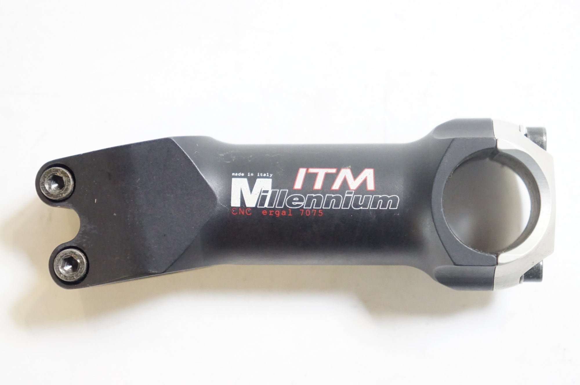 ITM 「アイティーエム」 MILLENNIUM φ25.8 90mm ステム / 熊谷本店