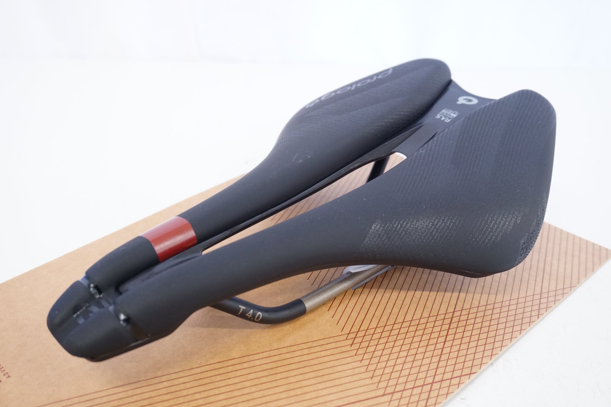 PROLOGO 「プロロゴ」 DIMENSION AGX サドル　/ 浜松店