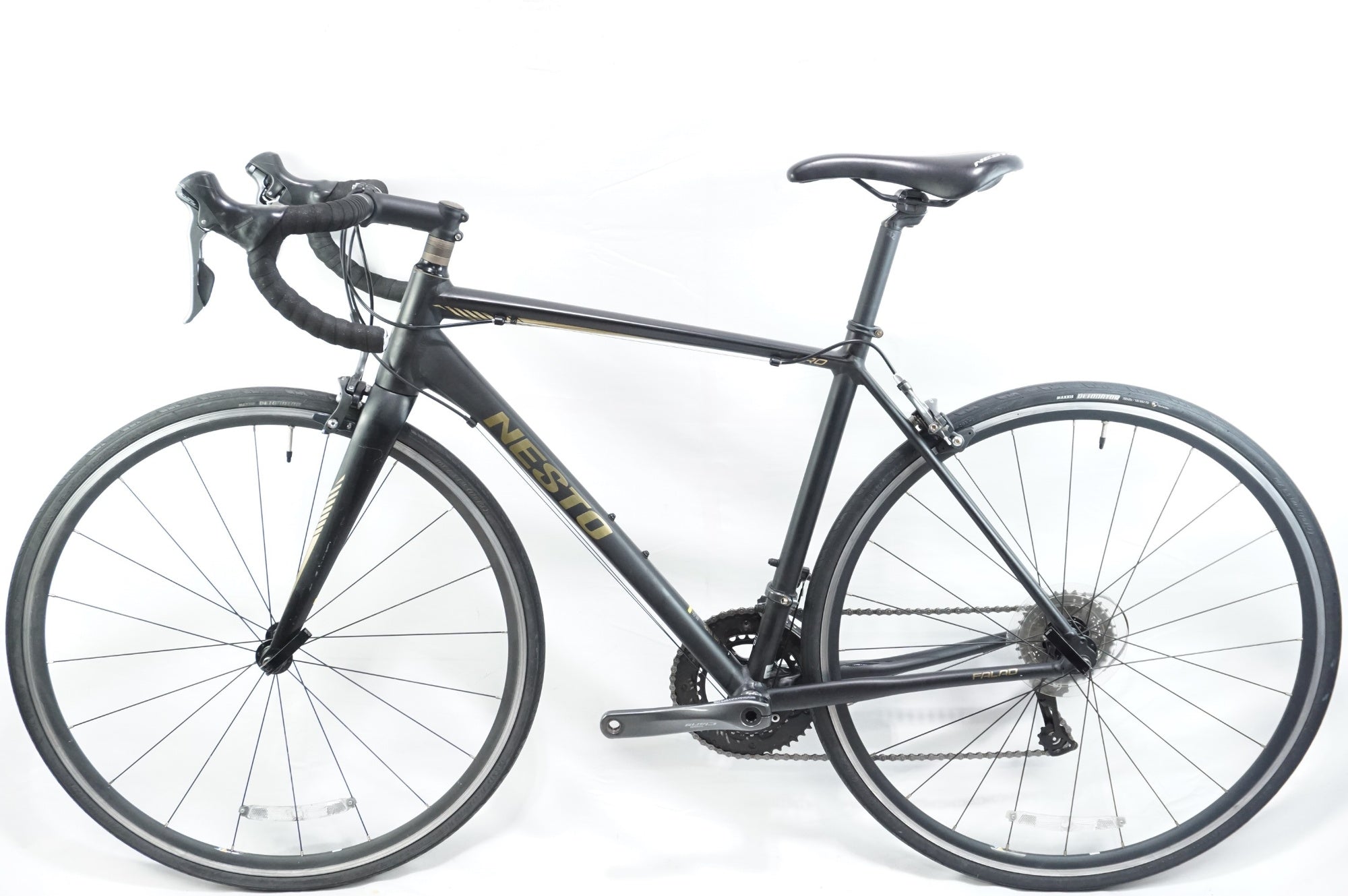 NESTO 「ネスト」 FALAD PRO 2022年モデル ロードバイク / 中目黒店