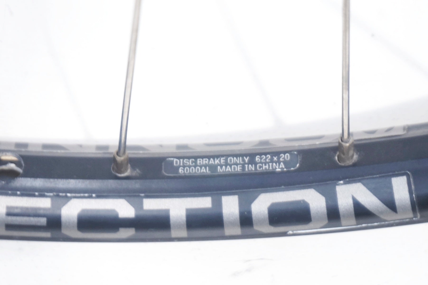 BONTRAGER 「ボントレガー」 CONNECTION フロントホイール / 大阪門真店