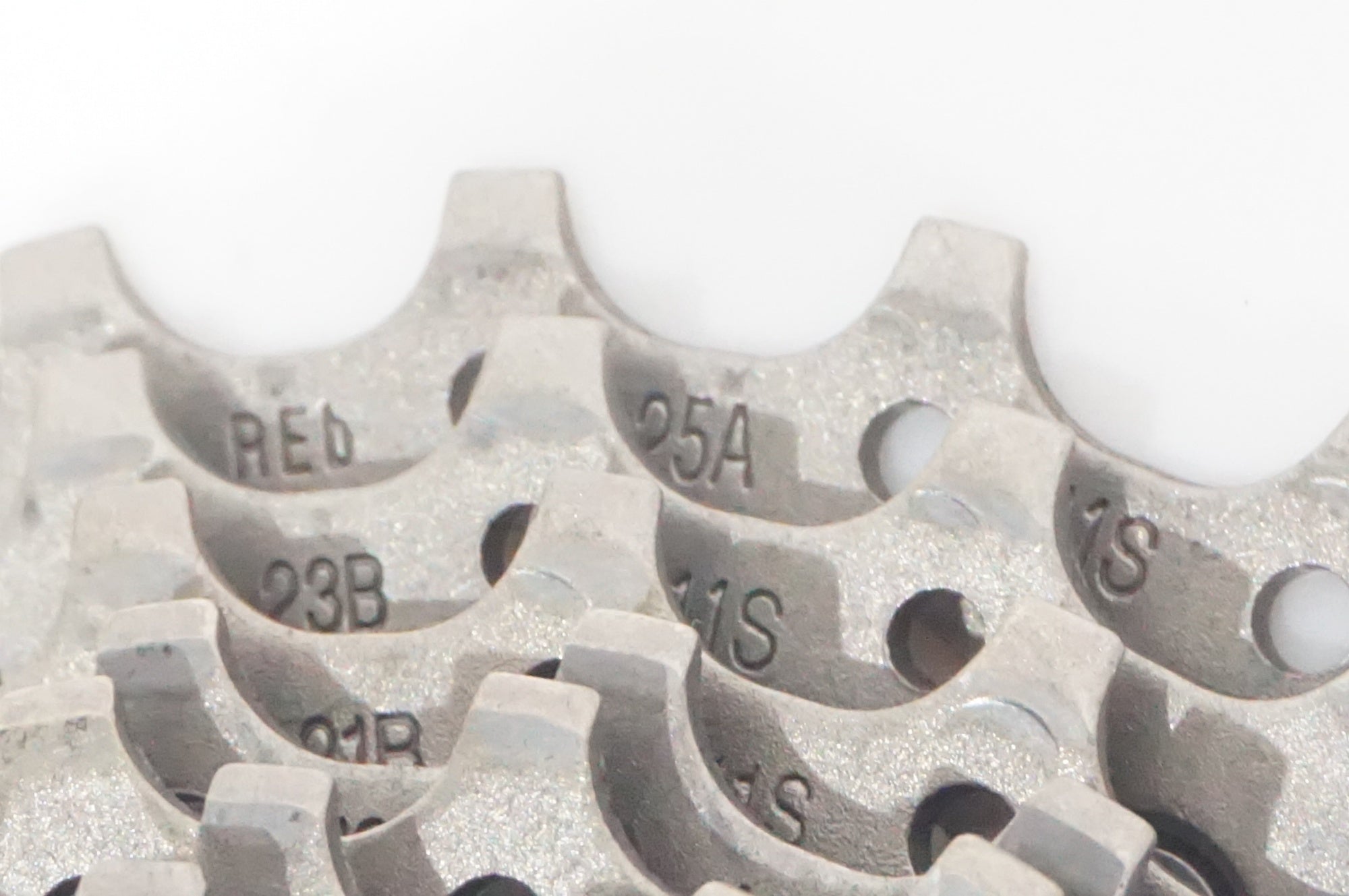 SHIMANO 「シマノ」 ULTEGRA CS-R8000 12-25T スプロケット / AKIBA店