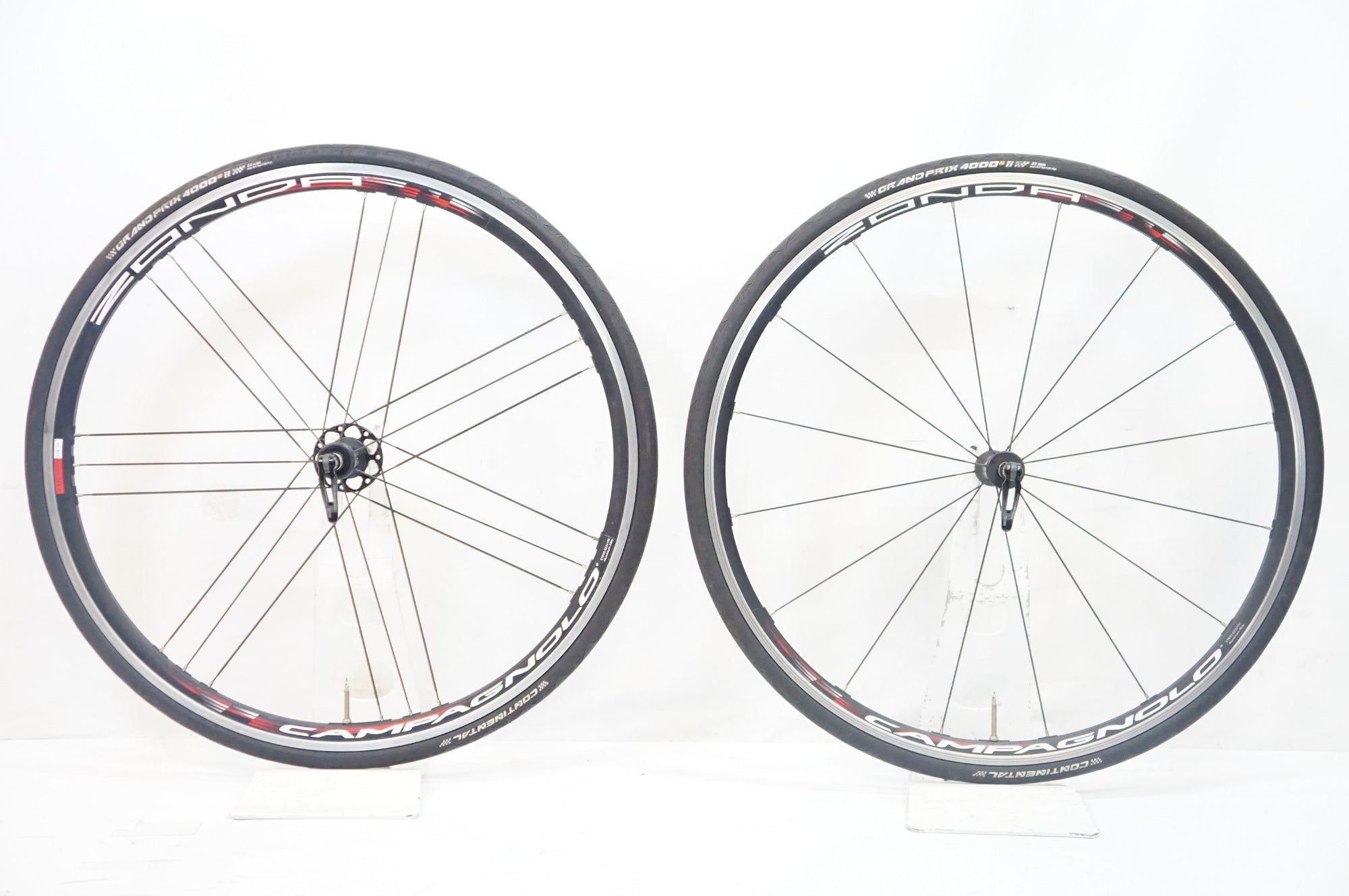 軽量中華製カーボン 30mmホイールシマノ＋カンパニョーロ兼用 1100g 美品 CAMPAGNOLO 「カンパニョーロ」 ZONDA C15 シマノ 11/12速 ホイール
