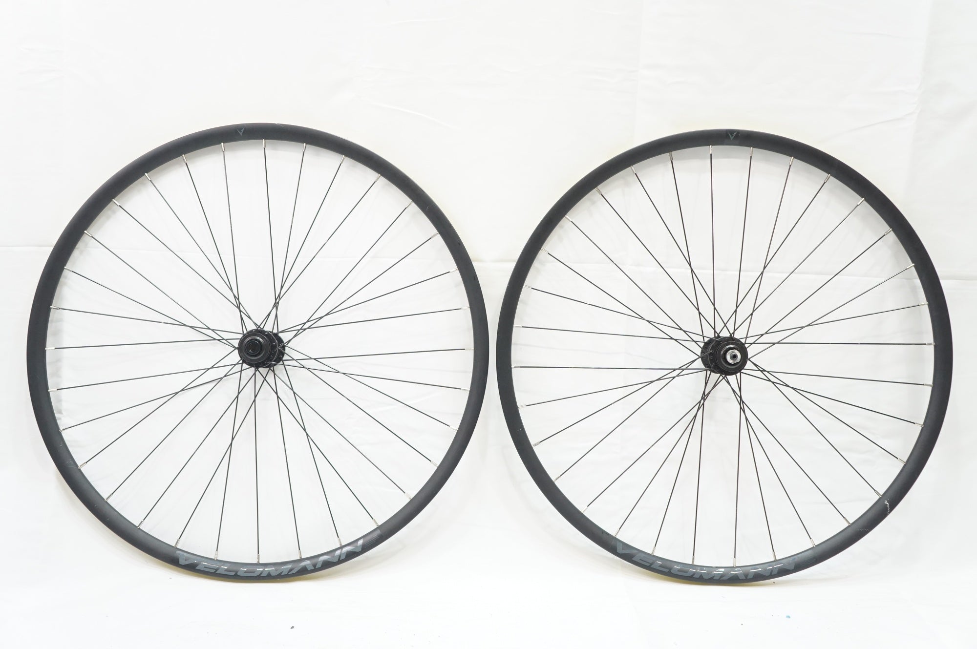 VELOMANN 「ヴェロマーン」 ATD470 シマノ11速 ホイールセット / 大宮店