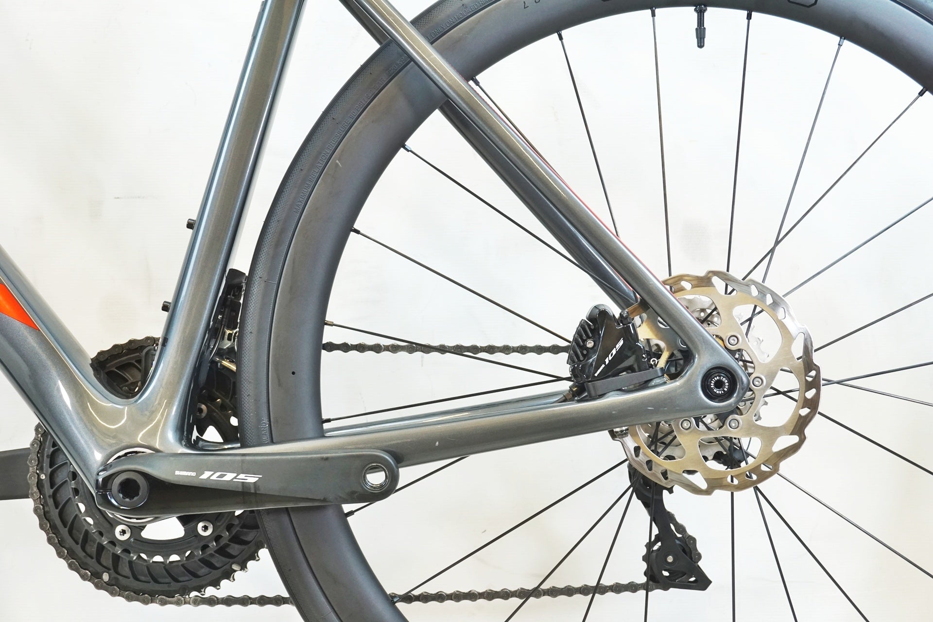 TREK 「トレック」 EMONDA SL 5 2023年モデル ロードバイク / 有明ガーデン店