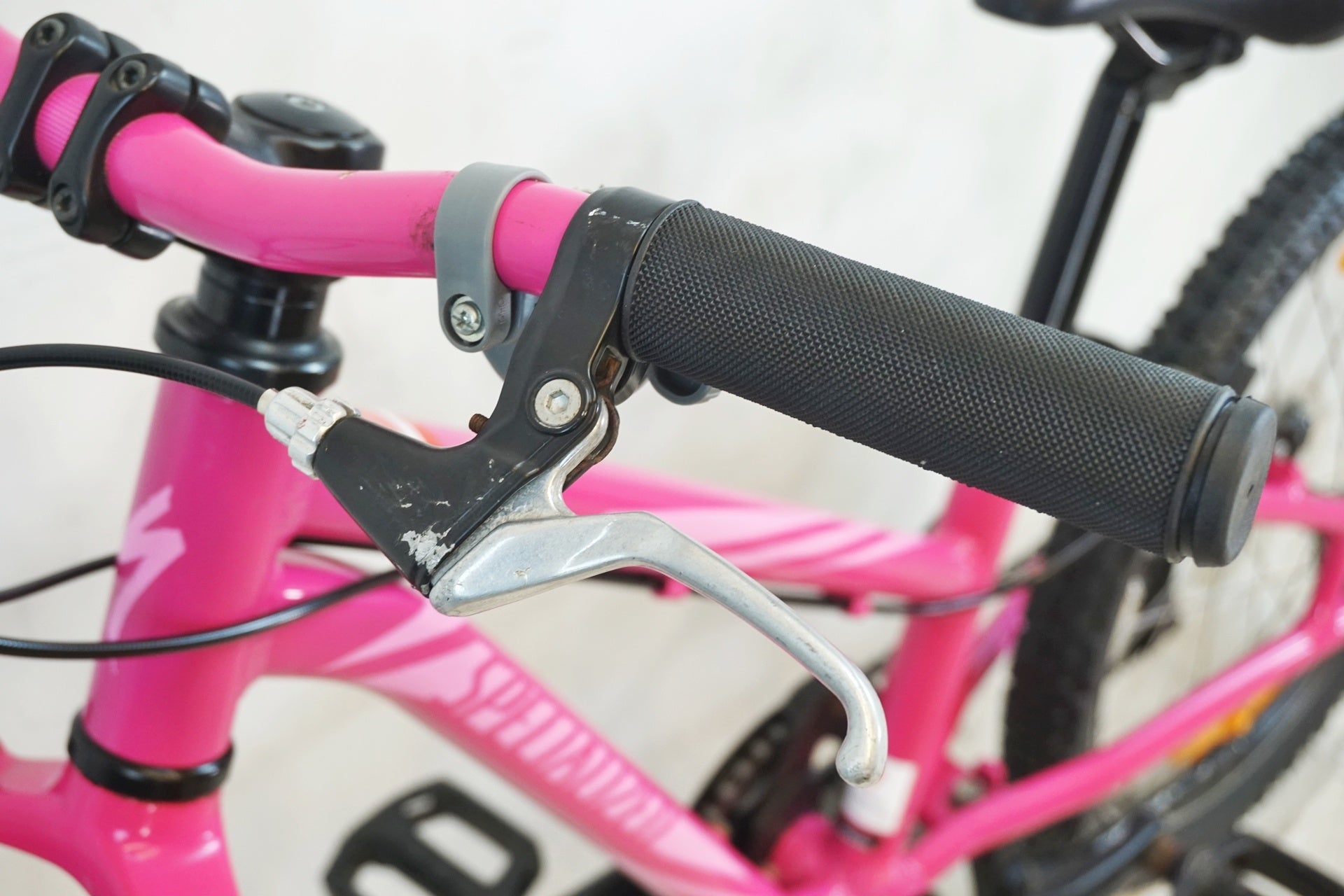 SPECIALIZED 「スペシャライズド」 HOT ROCK 20 GIRLS 2016年モデル キッズバイク / 有明ガーデン店