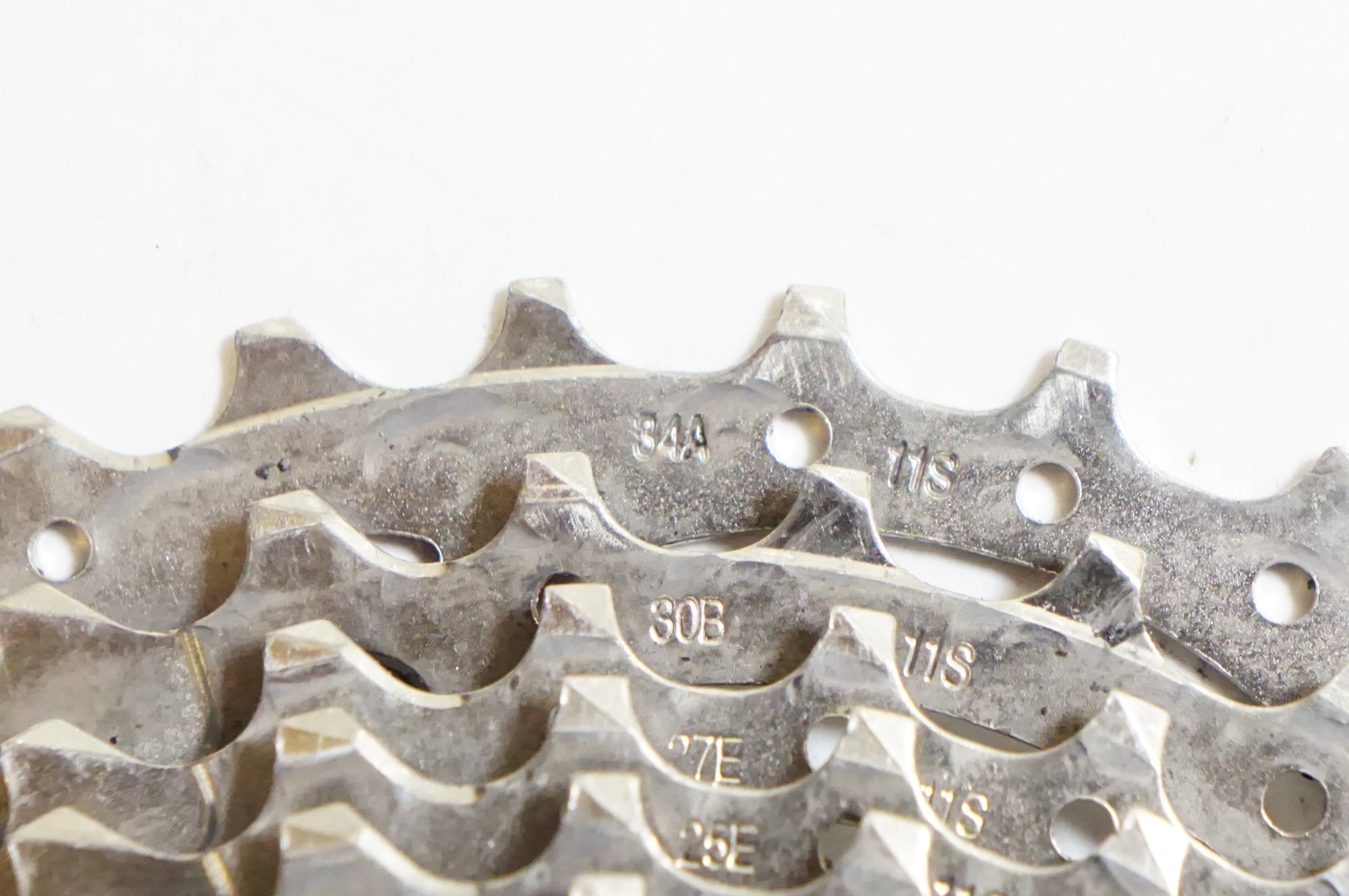 SHIMANO 「シマノ」 CS-HG700-11 11-34T スプロケット / 熊谷本店