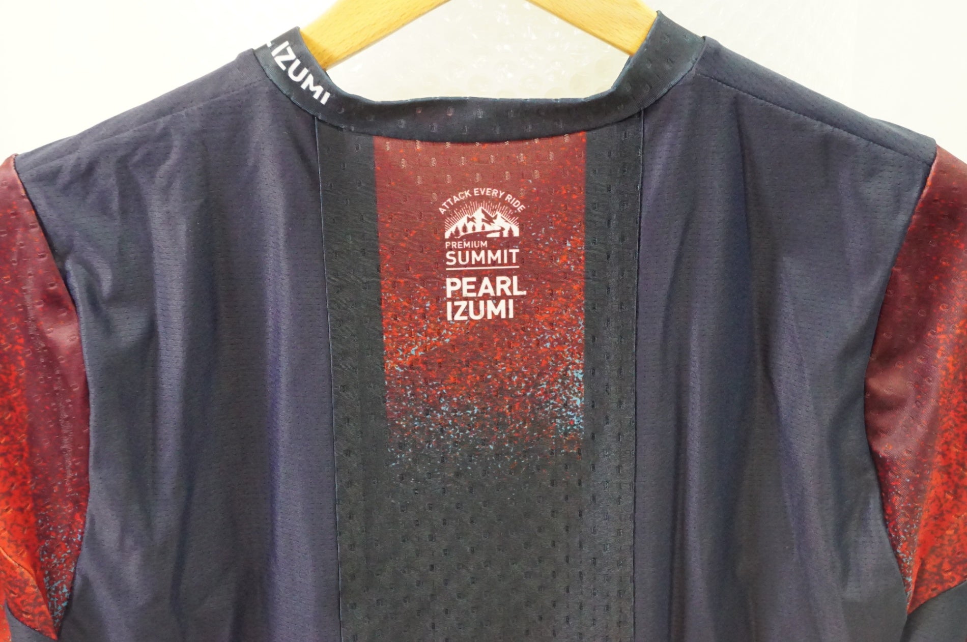 PEARLIZUMI 「パールイズミ」 327-B プレミアムサミットレース Lサイズ ジャージ / 熊谷本店