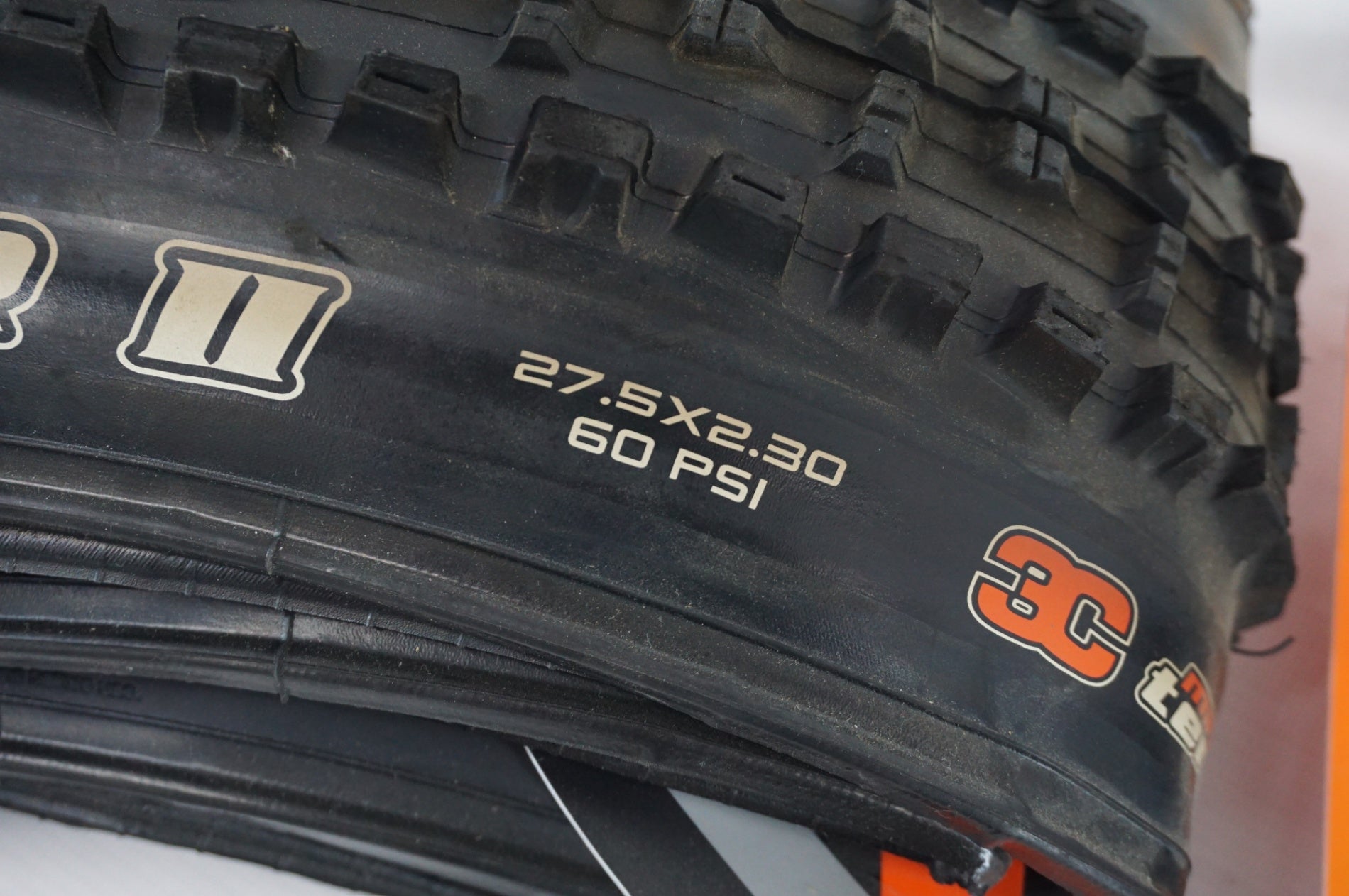 MAXXIS 「マキシス」 HIGH ROLLER II 27.5x2.30 タイヤセット / 阪急塚口店
