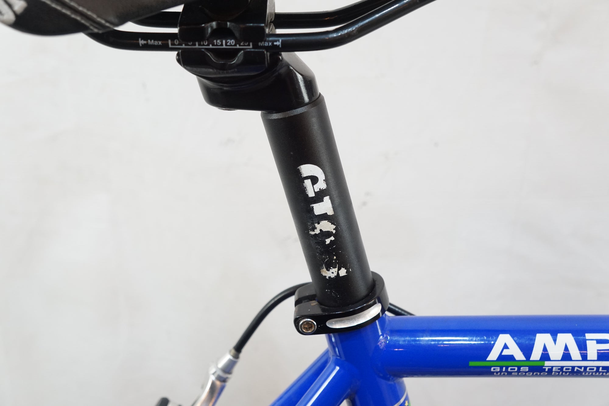 GIOS 「ジオス」 AMPIO 2016年モデル クロスバイク / バイチャリ浦和