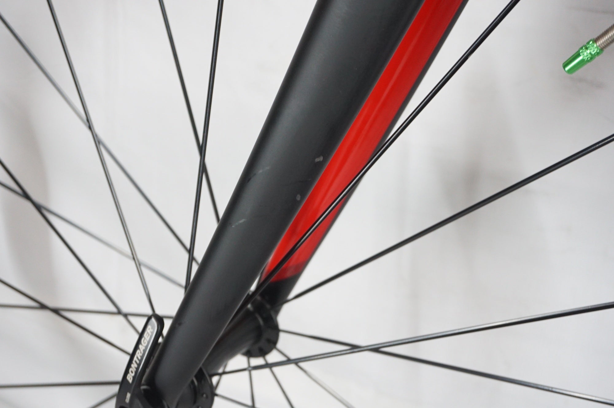 TREK 「トレック」 EMONDA SL5 2020モデル ロードバイク / 阪急塚口店