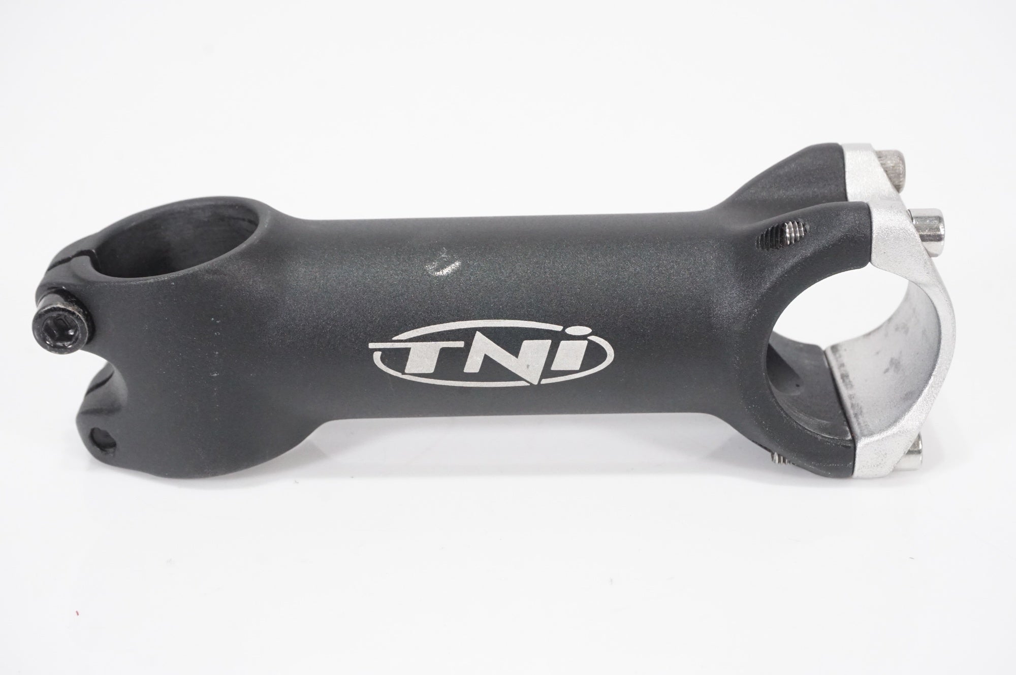 TNI 「ティーエヌアイ」 φ31.8 約110mm ステム / AKIBA店