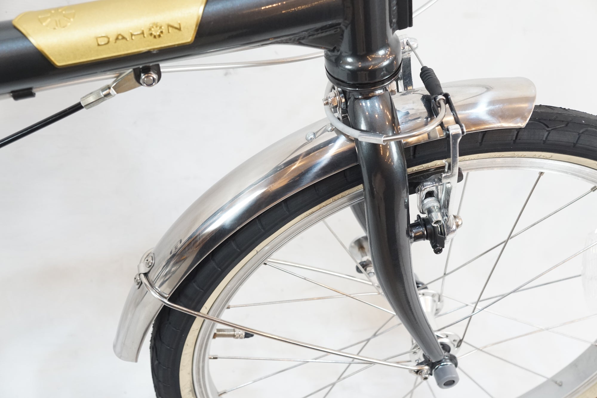 DAHON 「ダホン」 BOARDWALK D7 2022年モデル 20インチ 折り畳み自転車 / バイチャリ浦和ベース