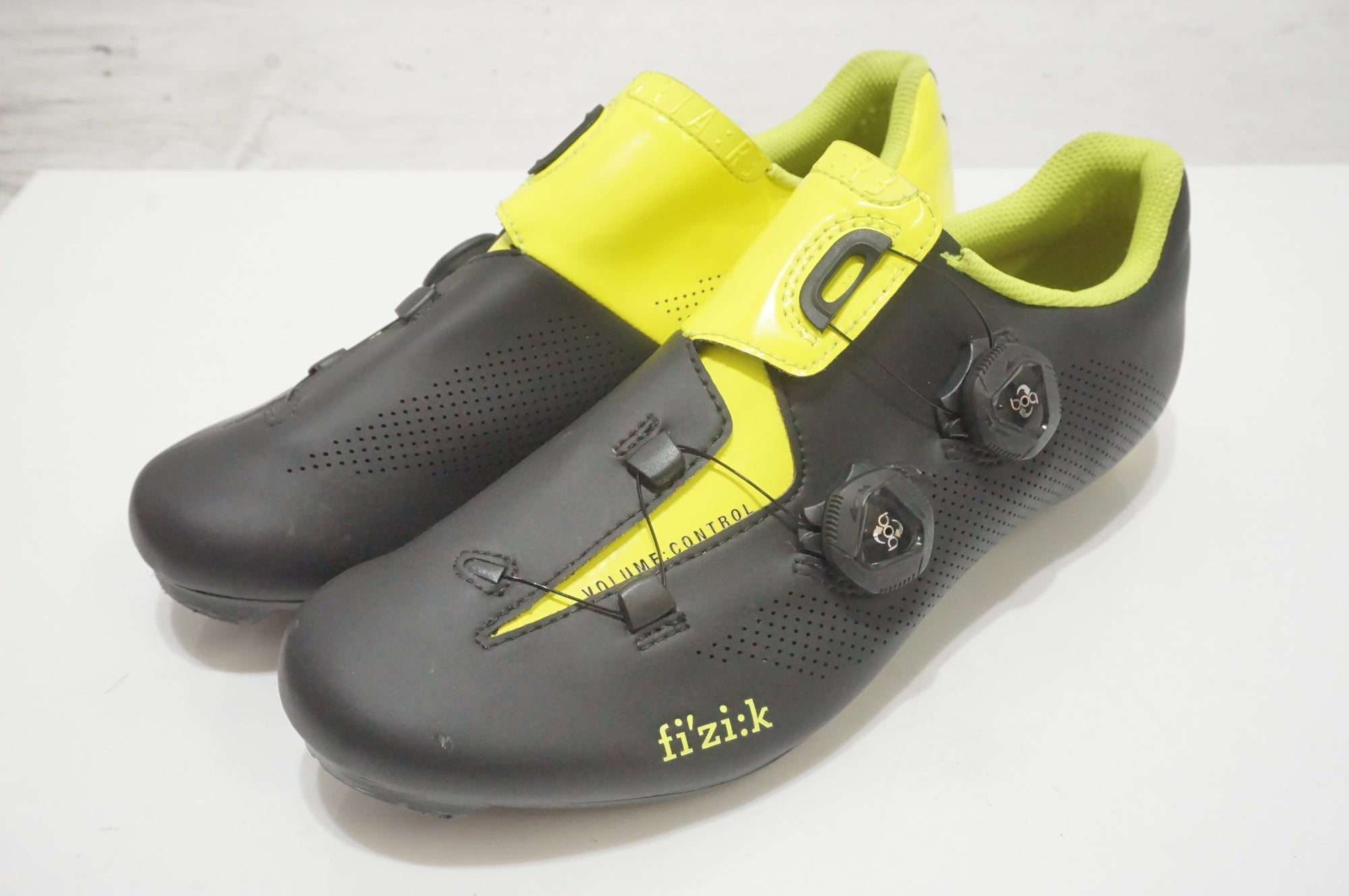 FIZIK 「フィジーク」 ARIA R3 BOA 273.5mm シューズ / AKIBA店