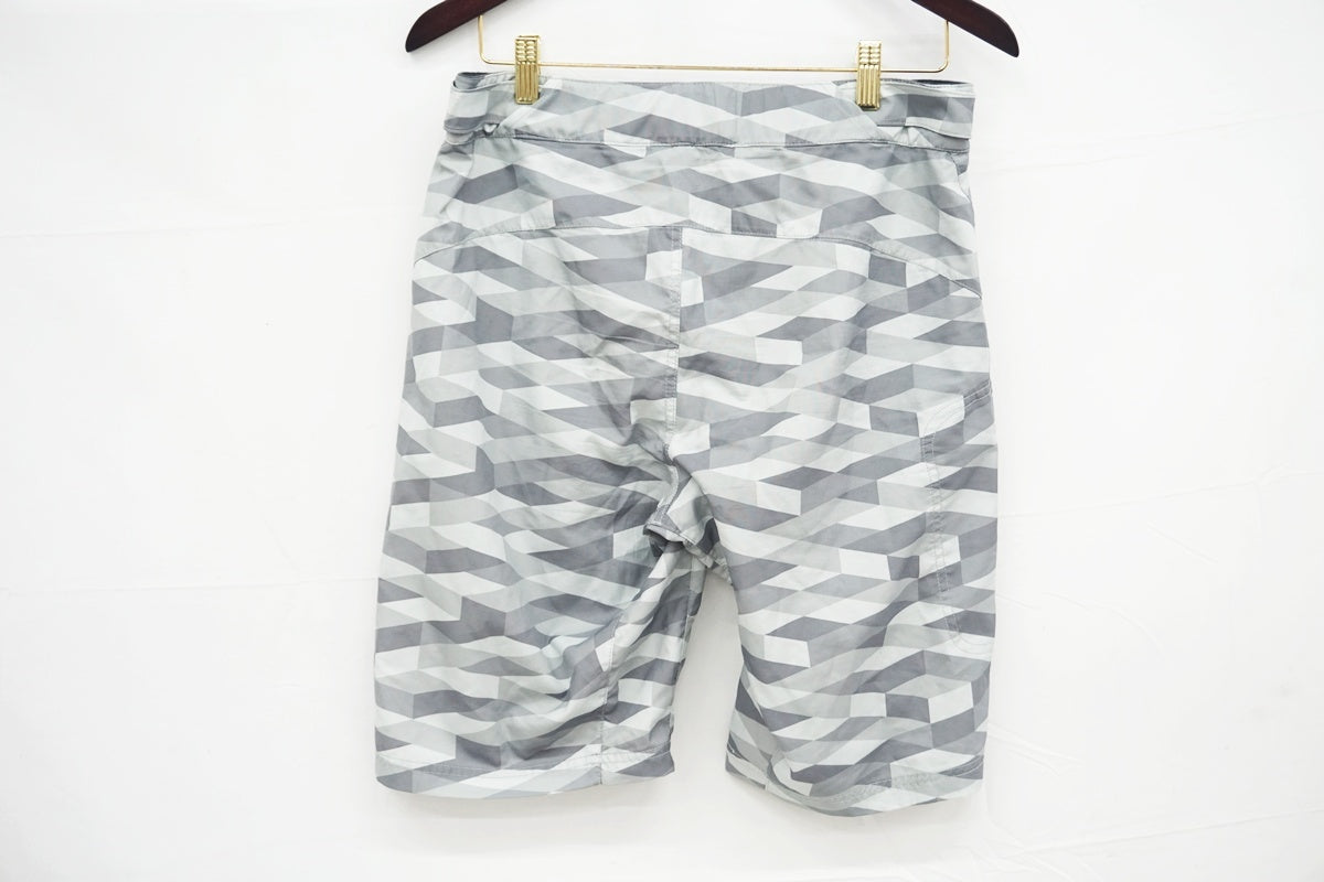 SPECIALIZED 「スペシャライズド」 32サイズ サイクルパンツ / 大阪美原北インター店