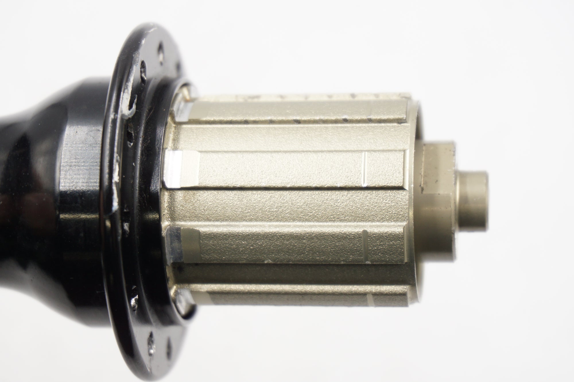 TNI 「ティーエヌアイ」 SHIMANO11s 135mm リアハブ / 奈良店