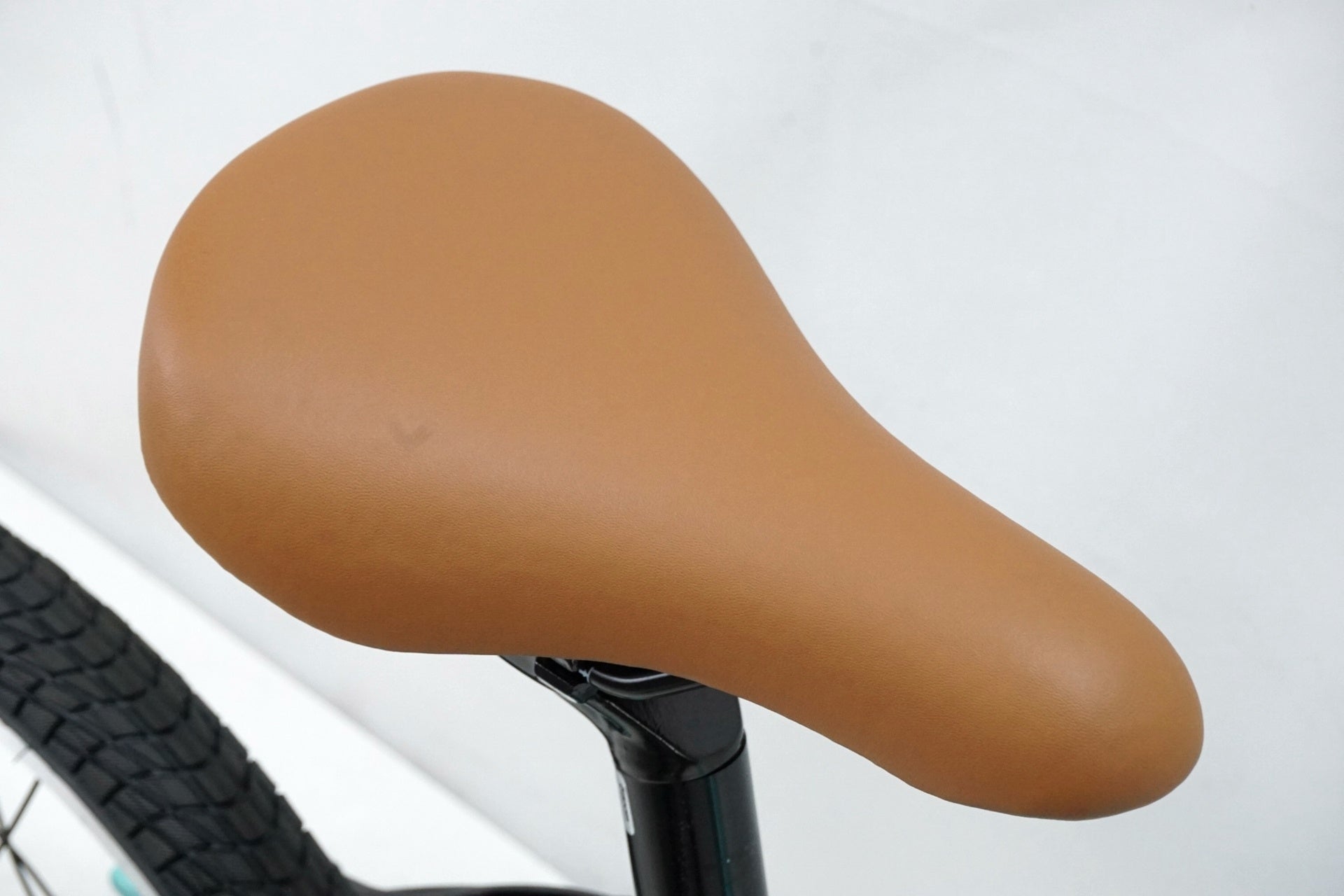 BIANCHI 「ビアンキ」 PIRATA16 2022年モデル キッズバイク / 有明