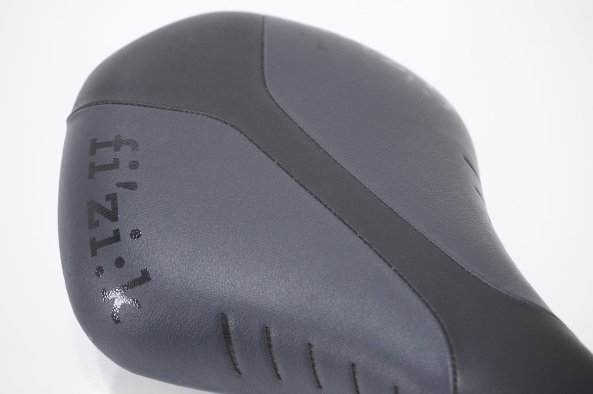 FIZIK 「フィジーク」 ANTARES R7 サドル / AKIBA店