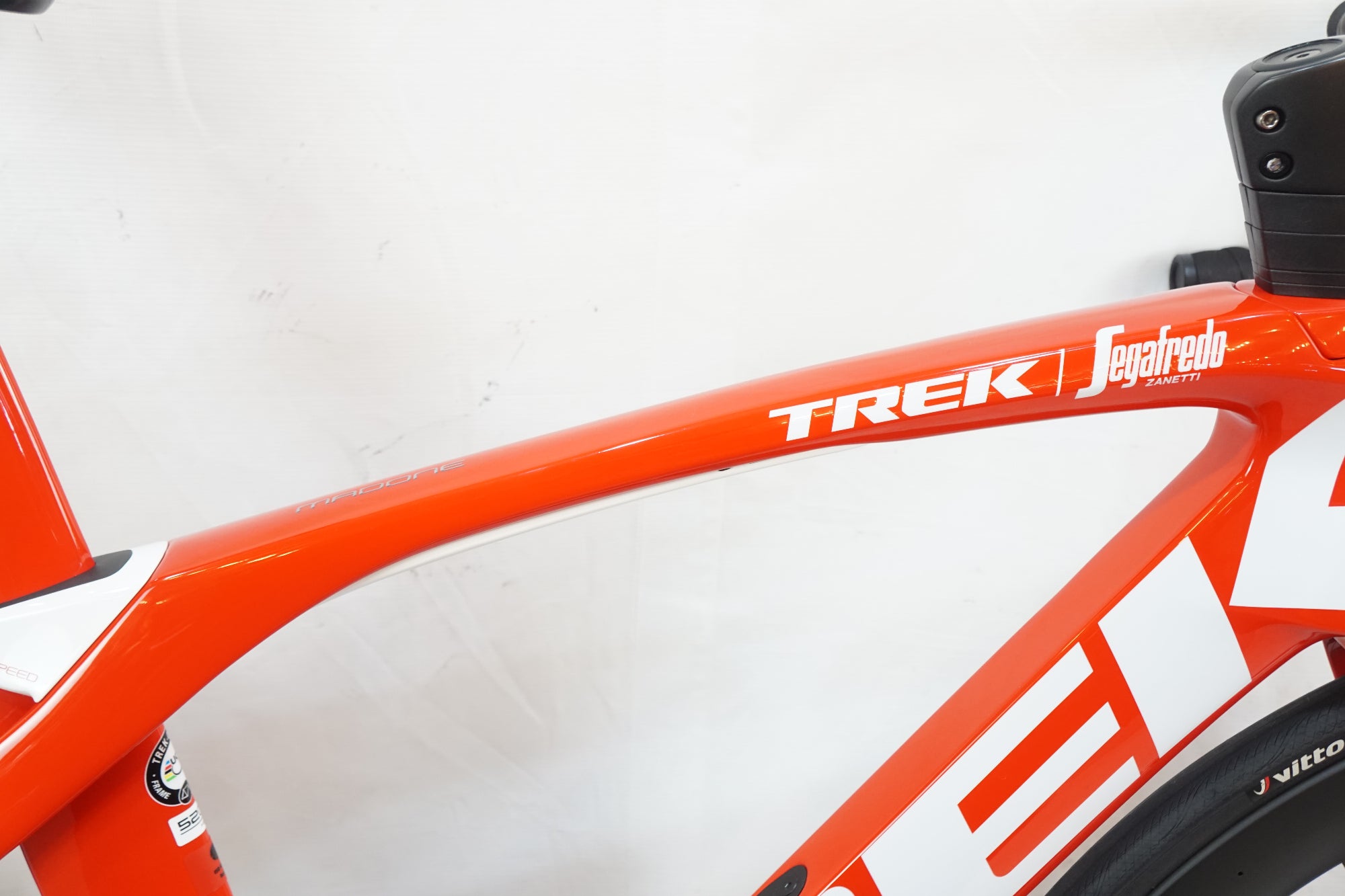 TREK 「トレック」 MADONE SLR7 DISC 2019年モデル ロードバイク / バイチャリ浦和ベース