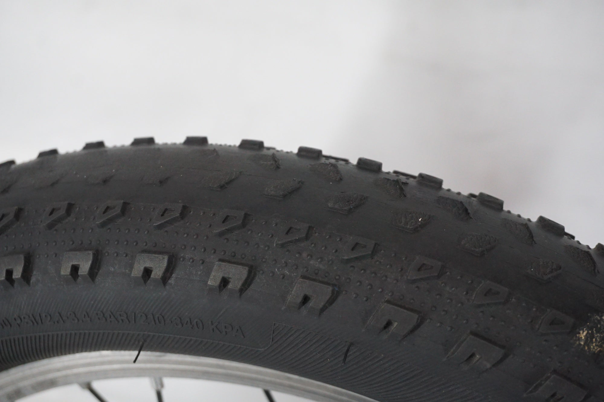 TREK 「トレック」 PRECALIBER 16 GIRLS 2020-2022年モデル 16インチ