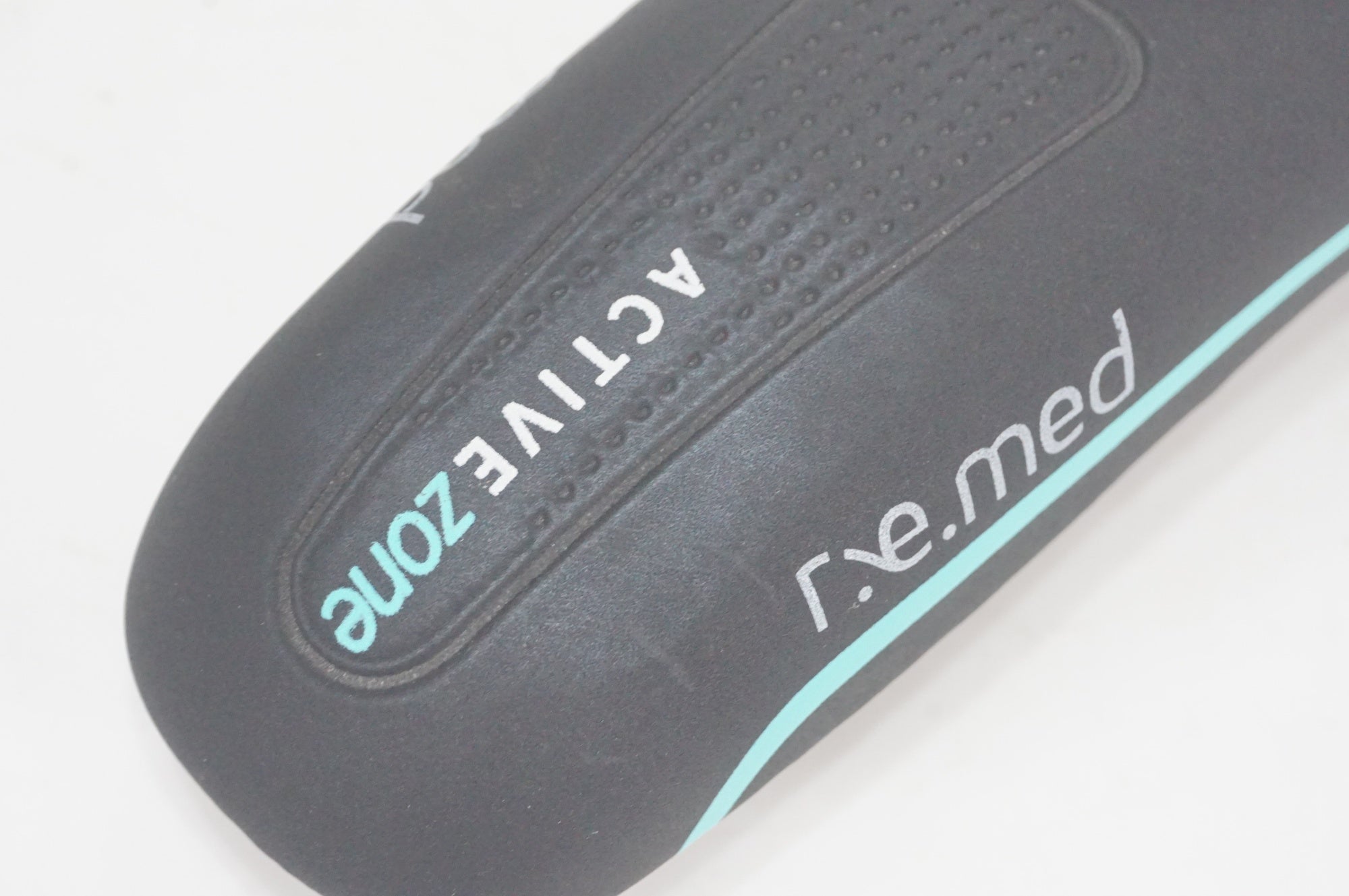SELLE ROYAL 「セラロイヤル」 R.E.MED サドル / AKIBA店