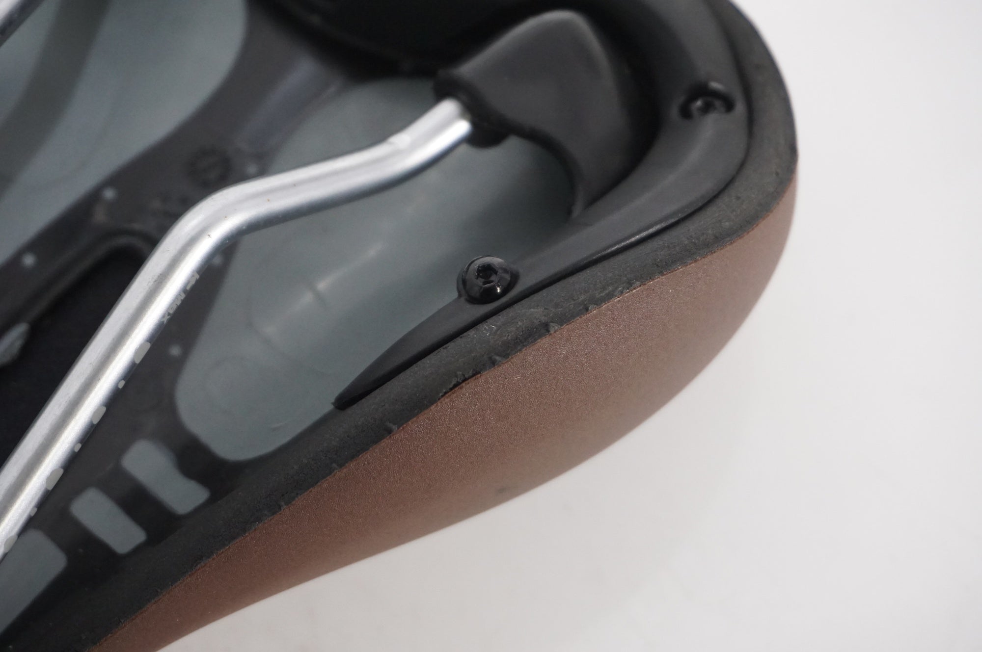 TIOGA 「タイオガ」 ACENTIA GEMINUS サドル / AKIBA店