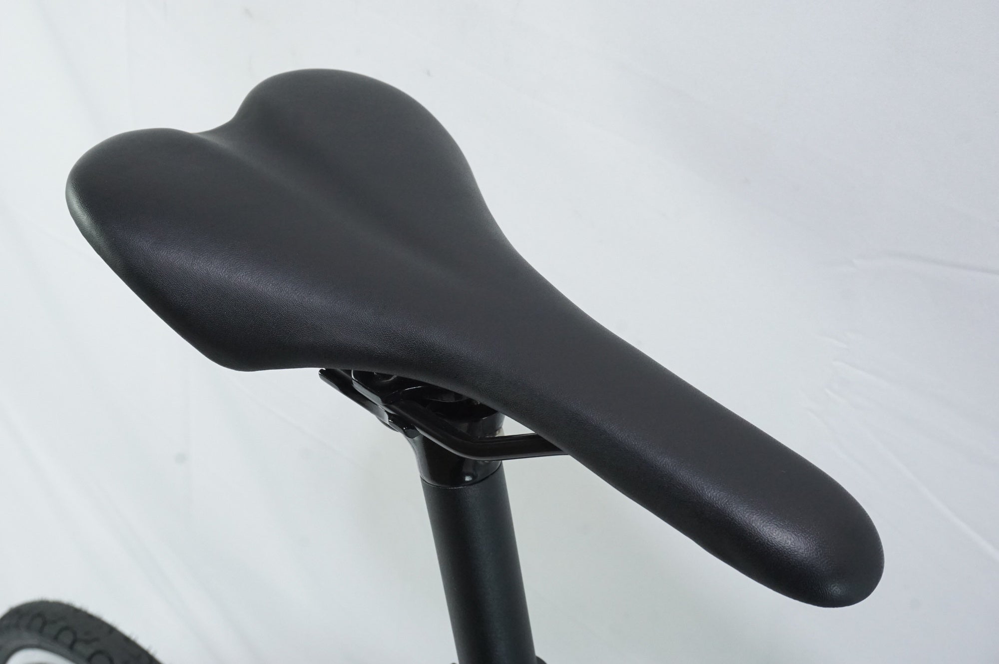 GIOS 「ジオス」 FELUCA PISTA 2024年モデル 20インチ ミニベロ / 中目黒店