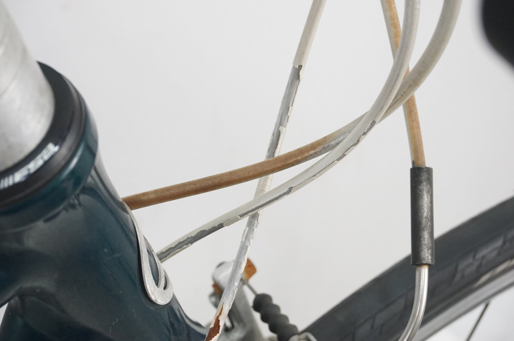 ジャンク GIANT 「ジャイアント」 ESCAPE R3 2010年モデル クロス