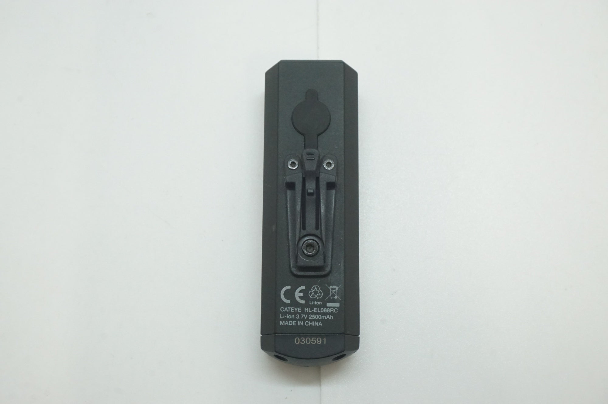 CATEYE 「キャットアイ」 AMPP800 フロントライト / 福岡店