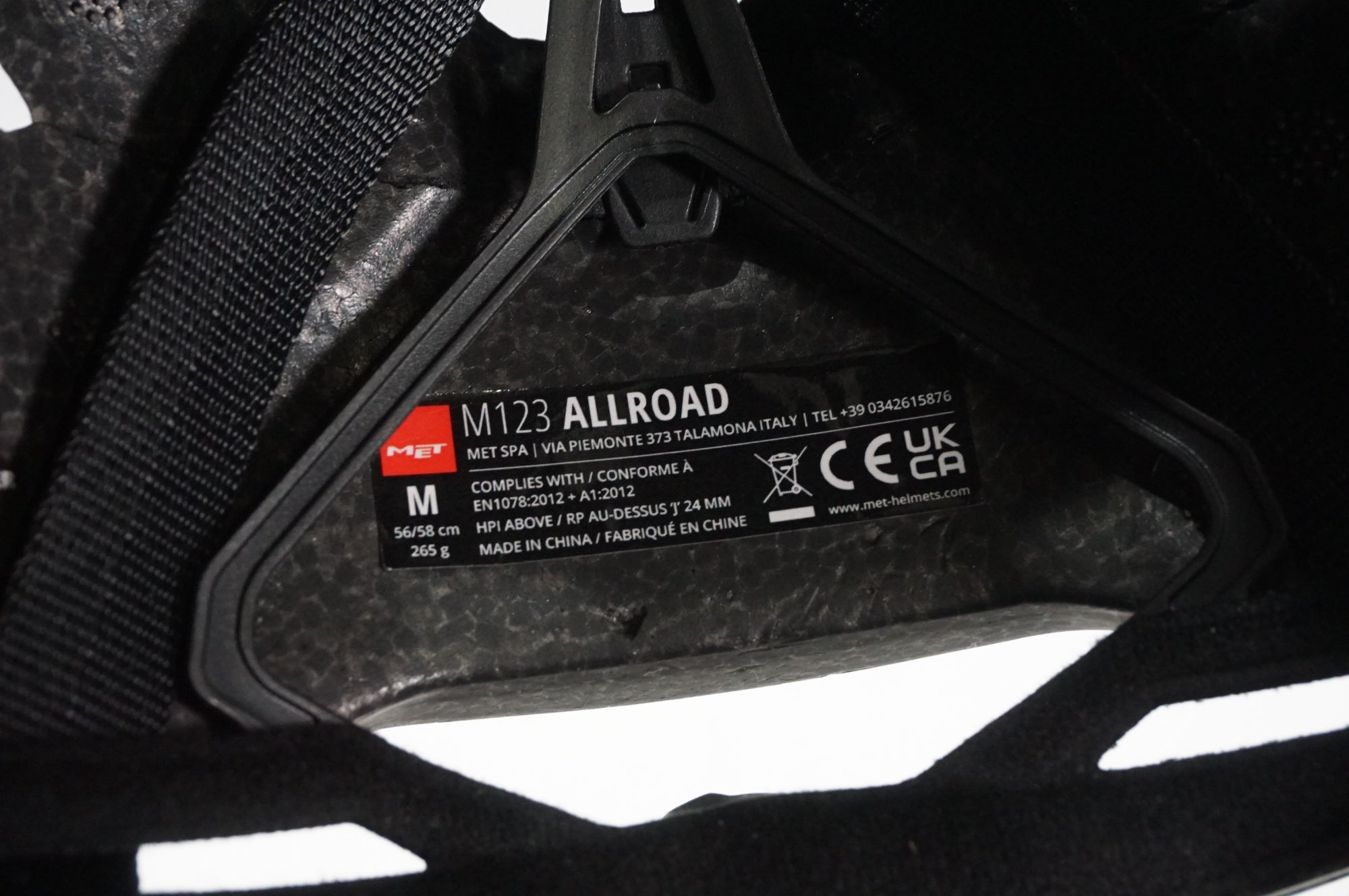 MET 「メット」 ALLROAD Mサイズ ヘルメット / AKIBA店