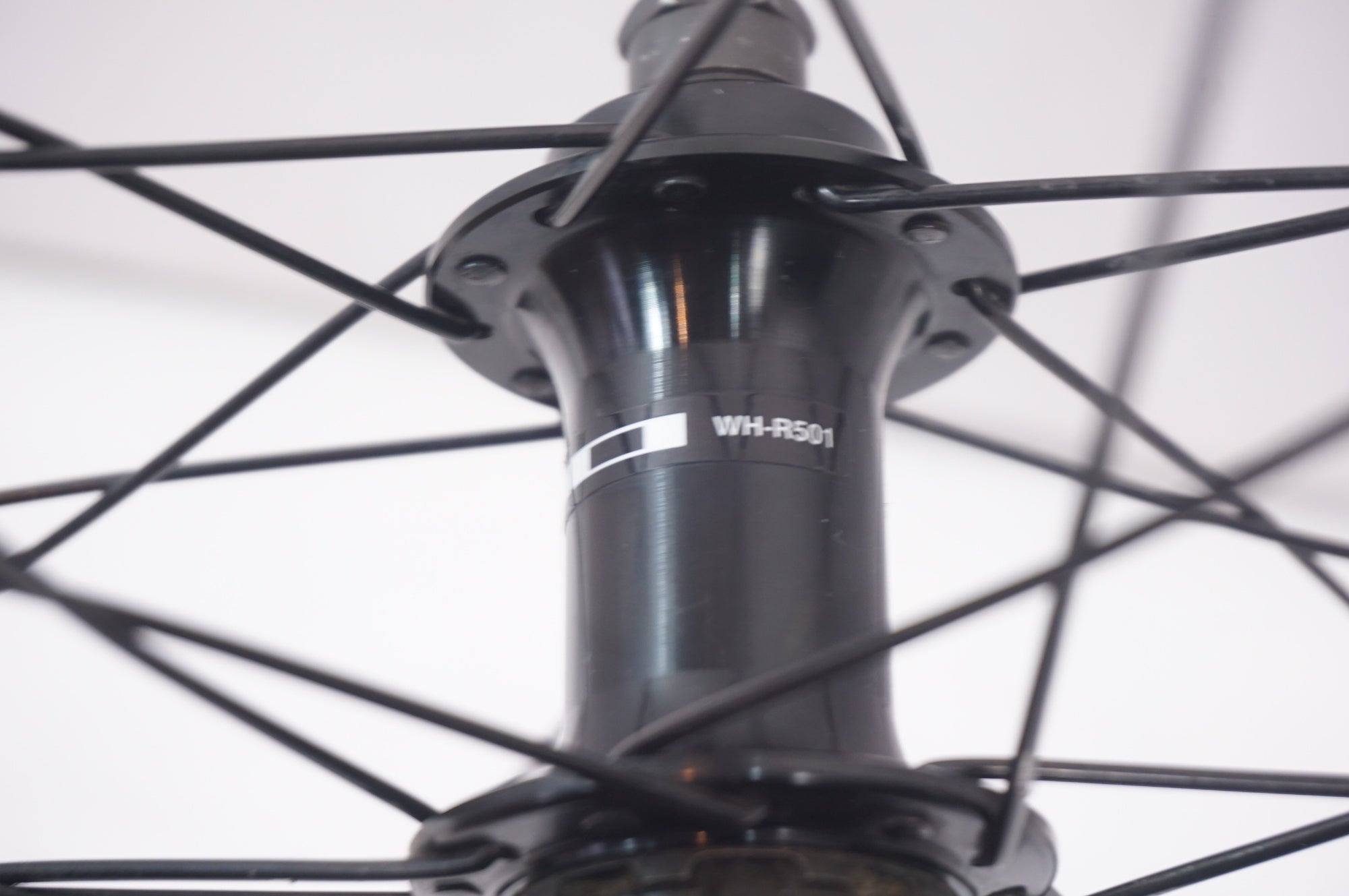 シマノ(SHIMANO) ロードホイール WH-R501 リア Amazon | シマノ(SHIMANO) ロードホイール WH-R501-P 700C 前後セット