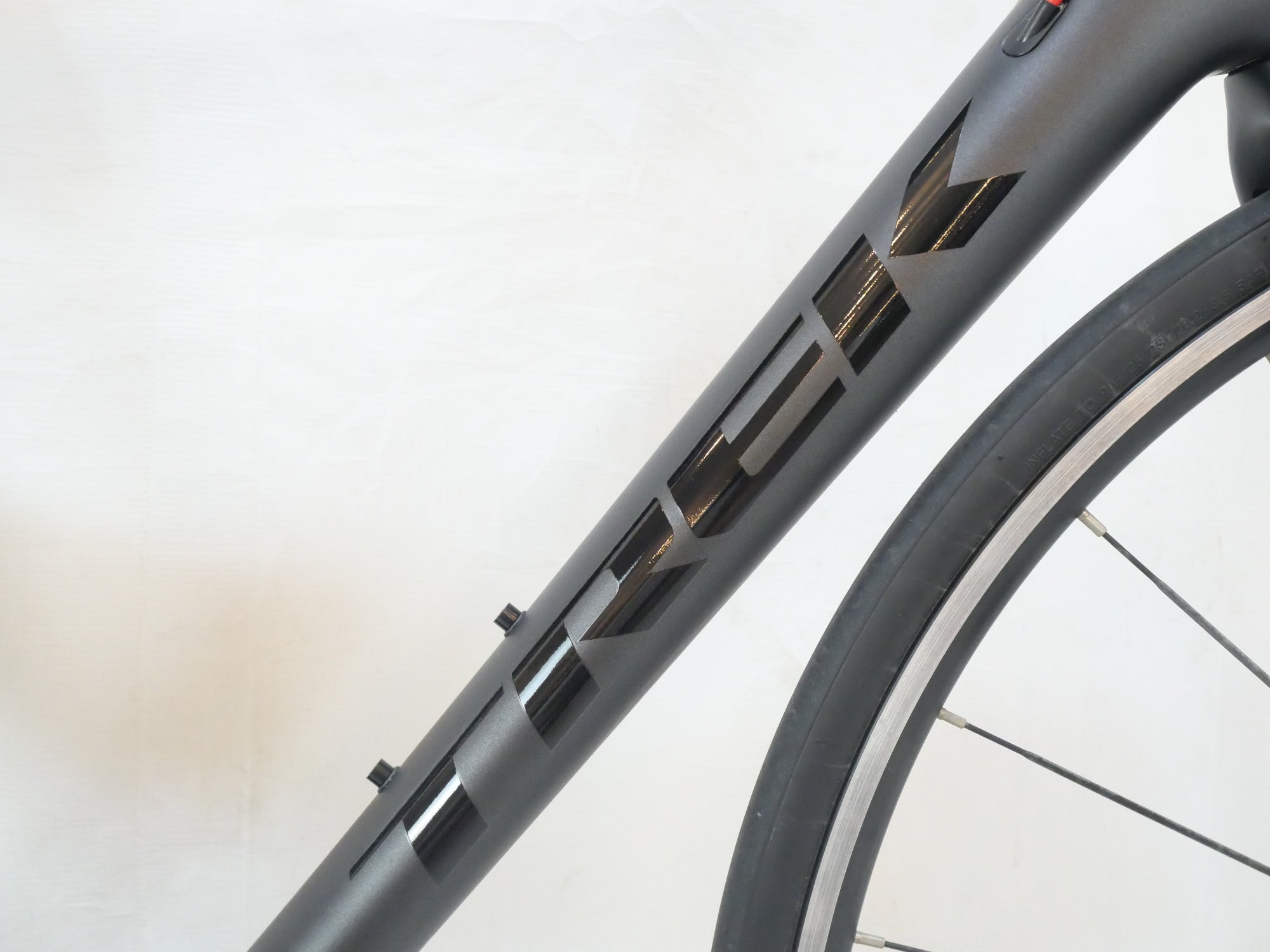 TREK 「トレック」 EMONDA SL 5 2018年モデル ロードバイク / バイチャリ浦和ベース
