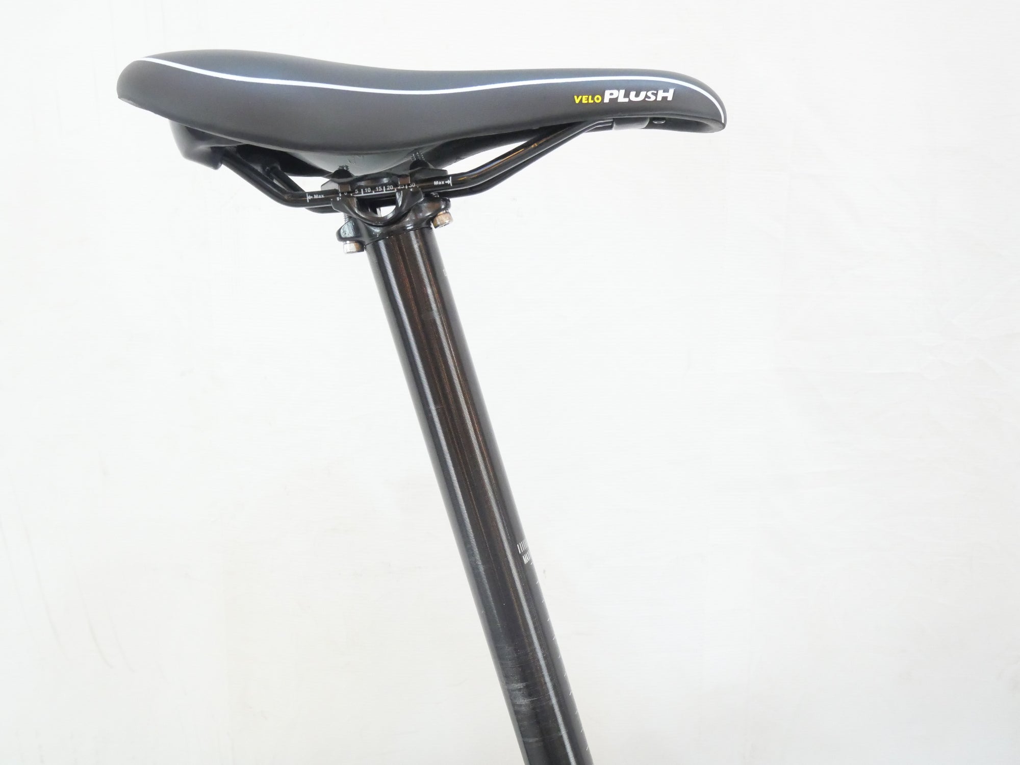 LOUIS GARNEAU 「ルイガノ」 EASEL 6.0 2021年モデル 20インチ 折り畳み自転車 / バイチャリ浦和ベース