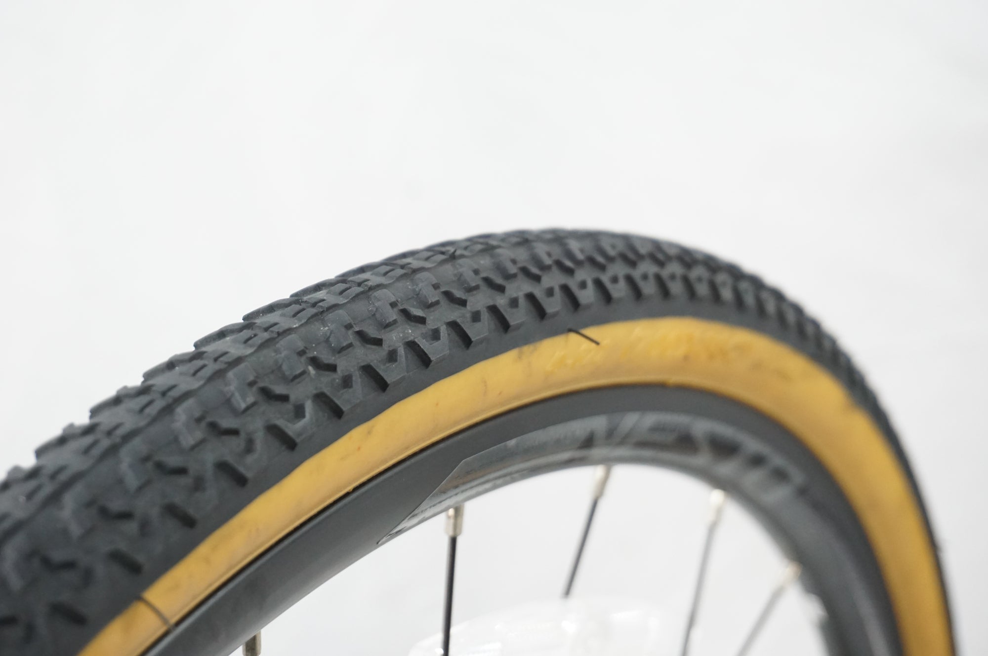 NESTO 「ネスト」 GRAVEL シマノ11S ホイールセット / 川越店