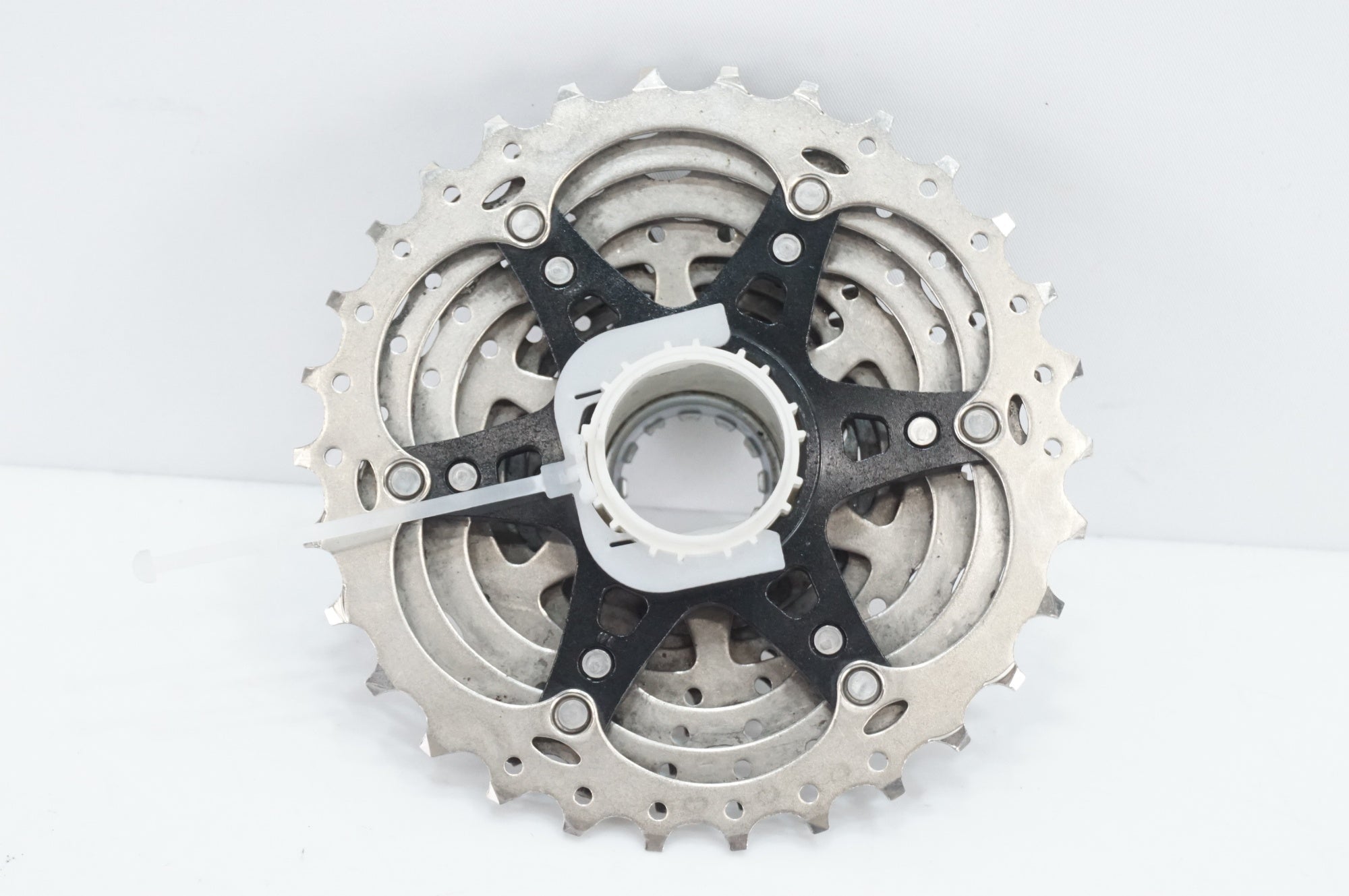 SHIMANO 105 CS-R7000 新品未使用11-30T シマノ 105 CS-R7000 カセットスプロケット11-30T（11S