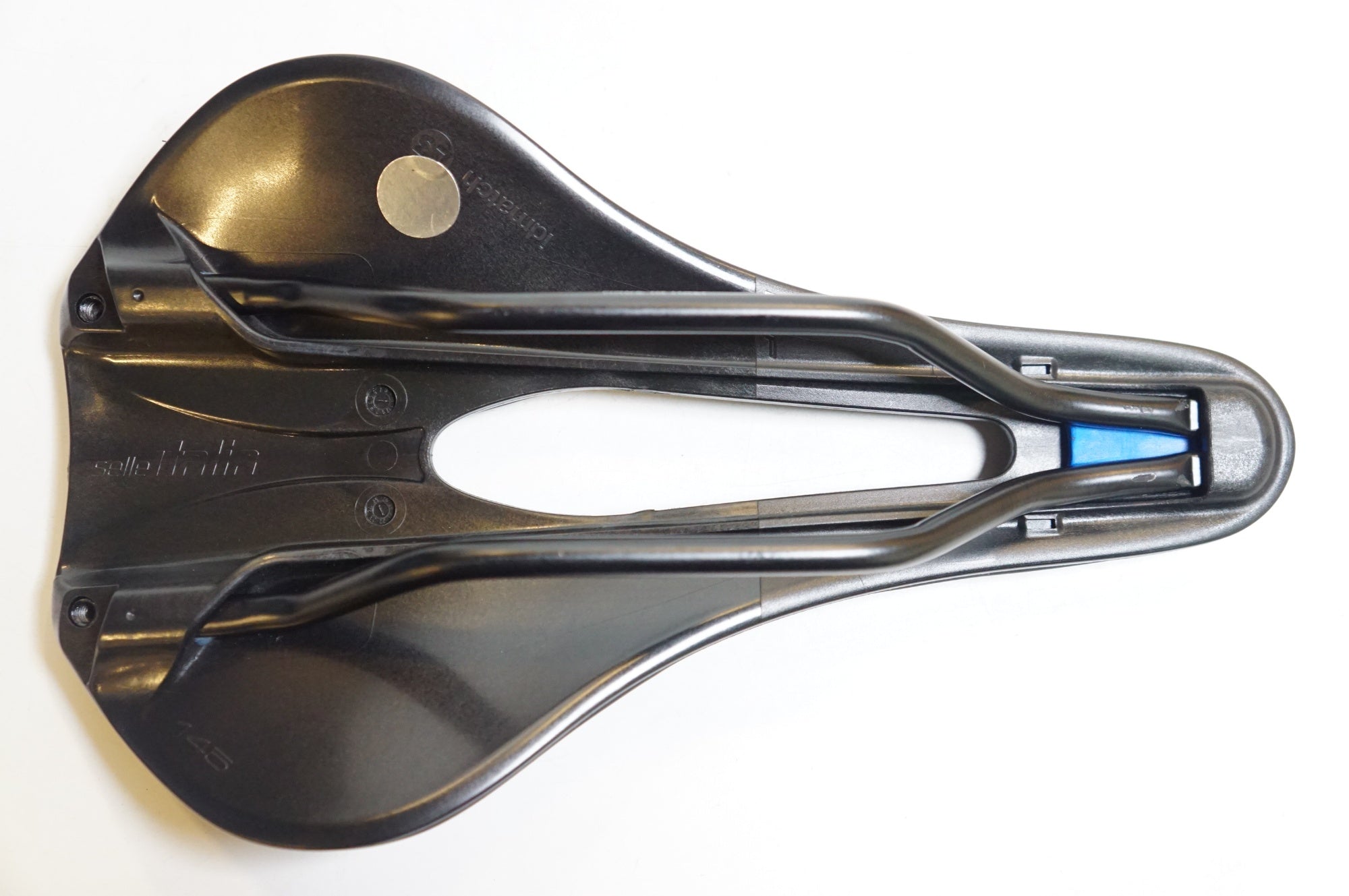 SELLE ITALIA 「セライタリア」 NOVUS BOOST EVO TM SUPERFLOW サドル