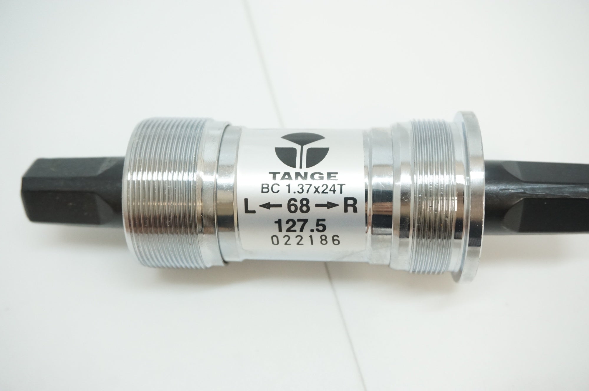 TANGE 「タンゲ」 LN3922 ボトムブラケット / 福岡店