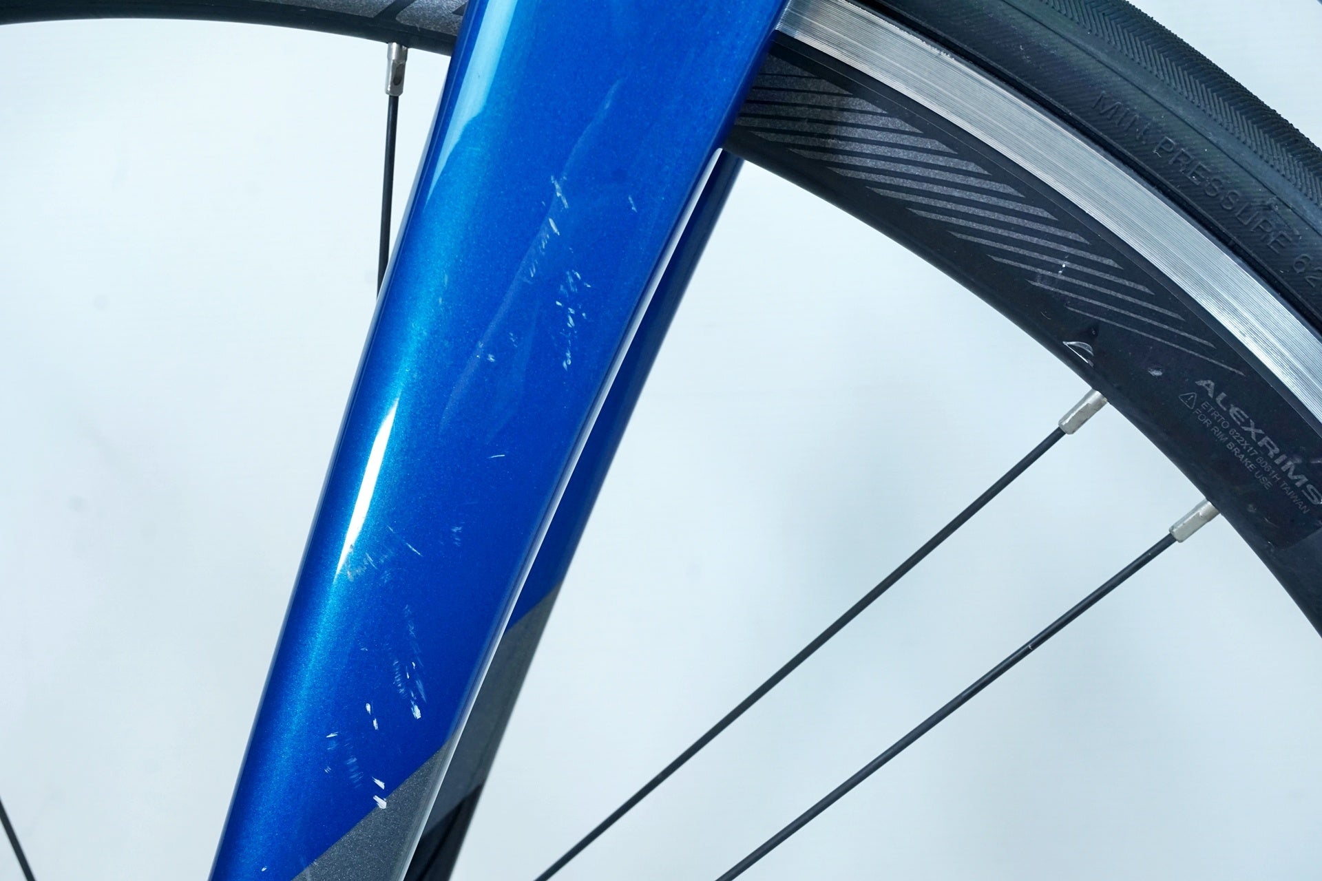 MERIDA 「メリダ」 REACTO 4000 2020年モデル ロードバイク / 有明